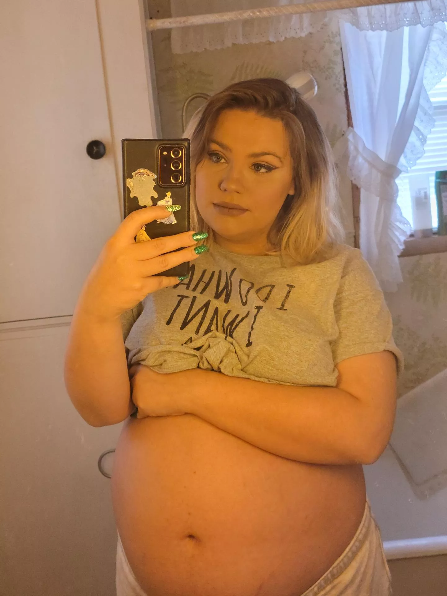 pregnancy content starting at 15$ dm me if interested