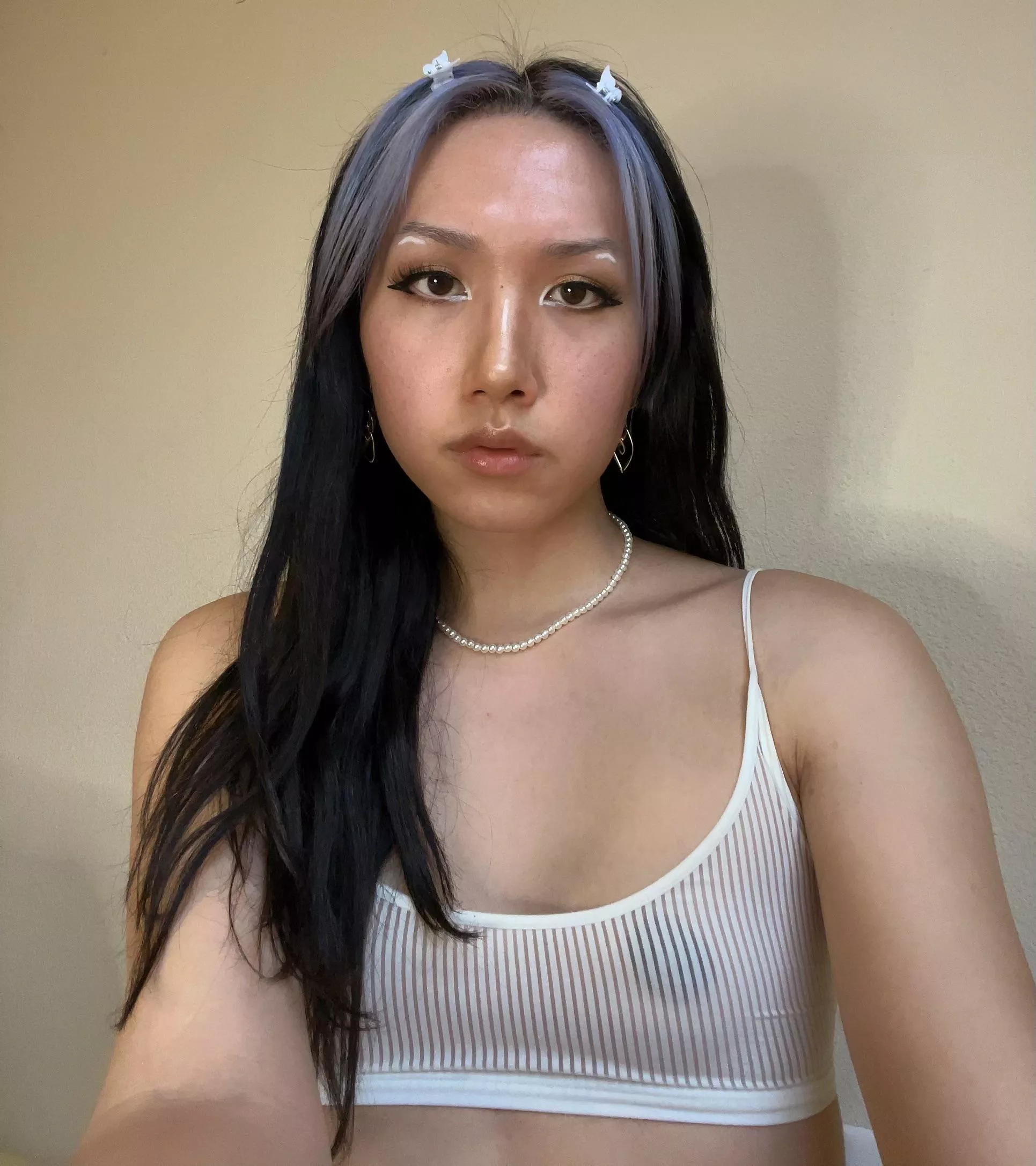 Pretty enough to be your girlfriend? ðŸ†ðŸ¥º