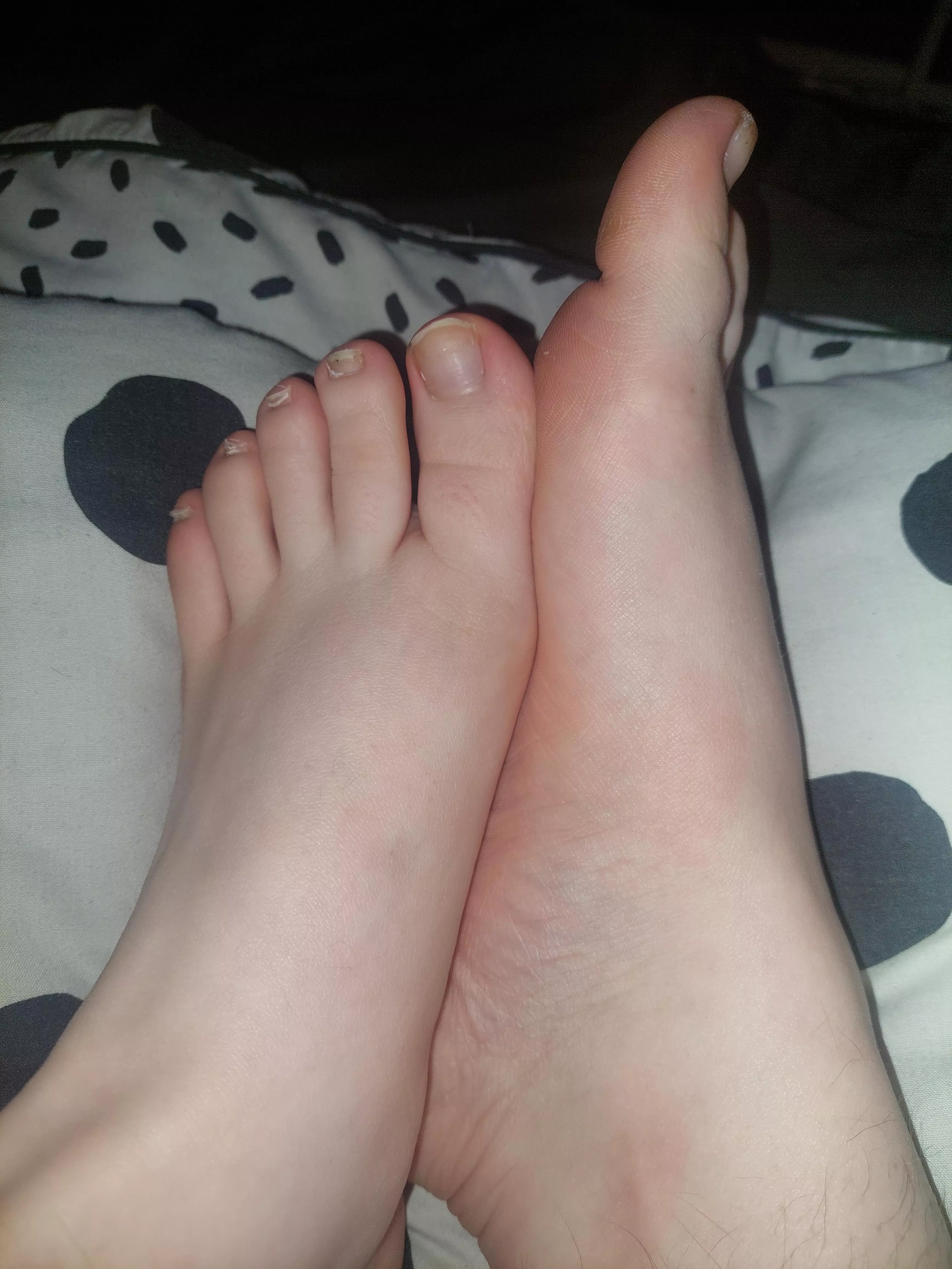 pretty feet ðŸ’“ðŸ’ž dm me x