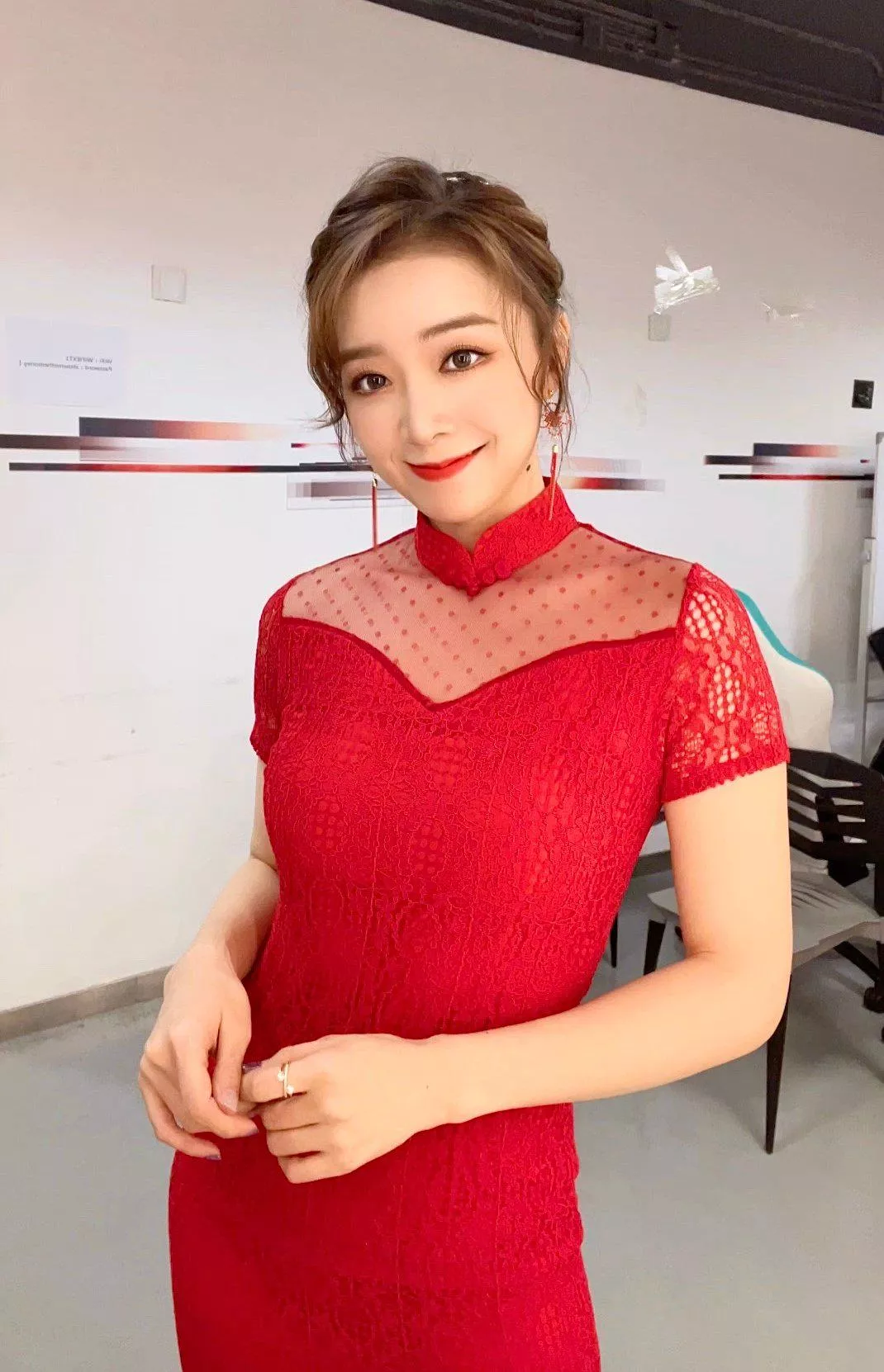 pretty in red