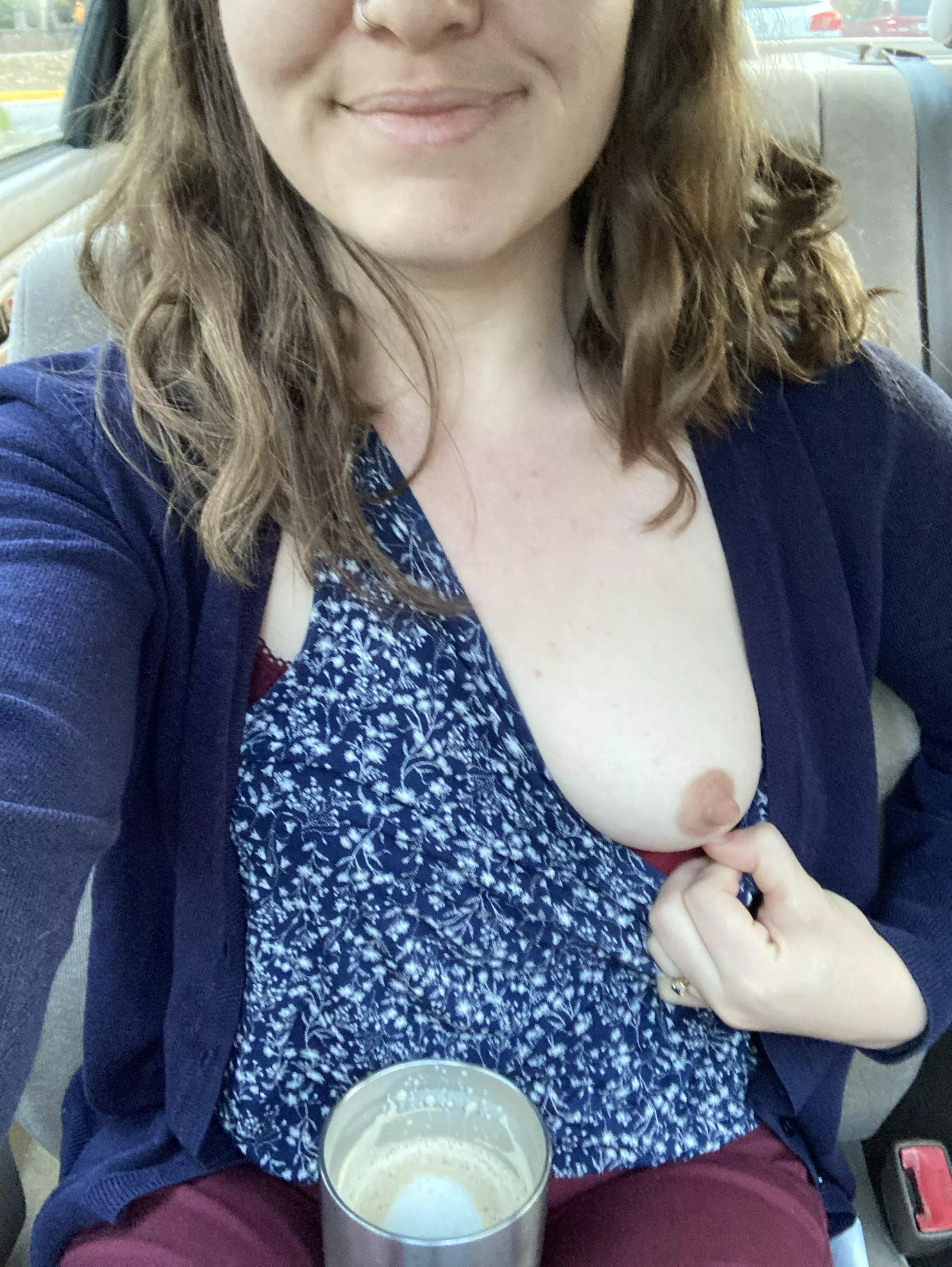 Probably my riskiest pic yet..in the parking lot in front of my building 😬 happy titty Tuesday!