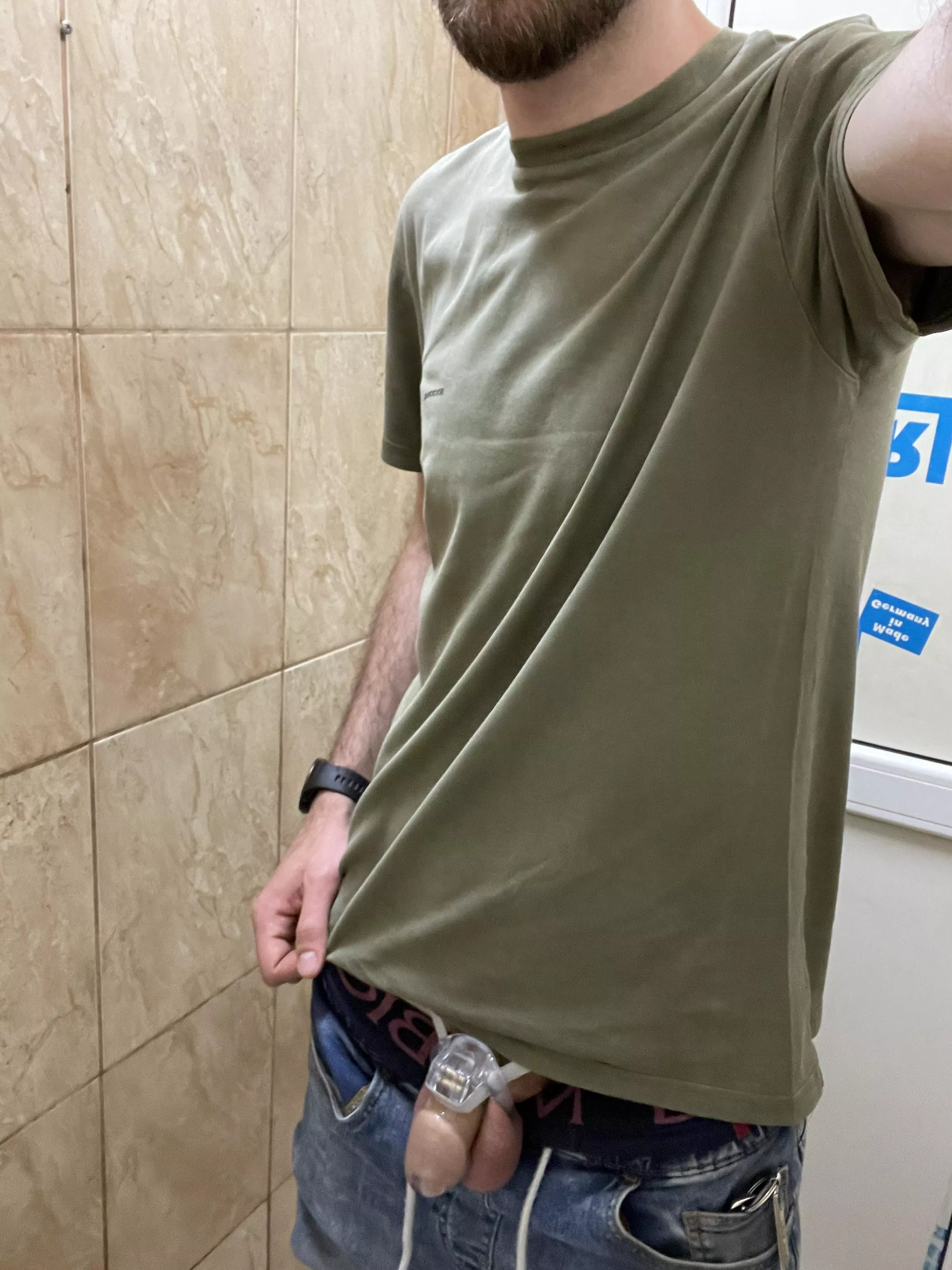 Public bathroom flash