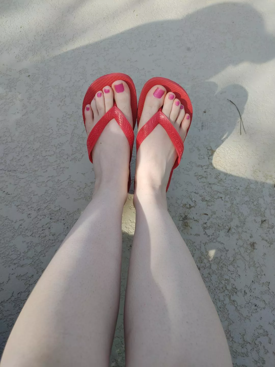 public flip flop feet