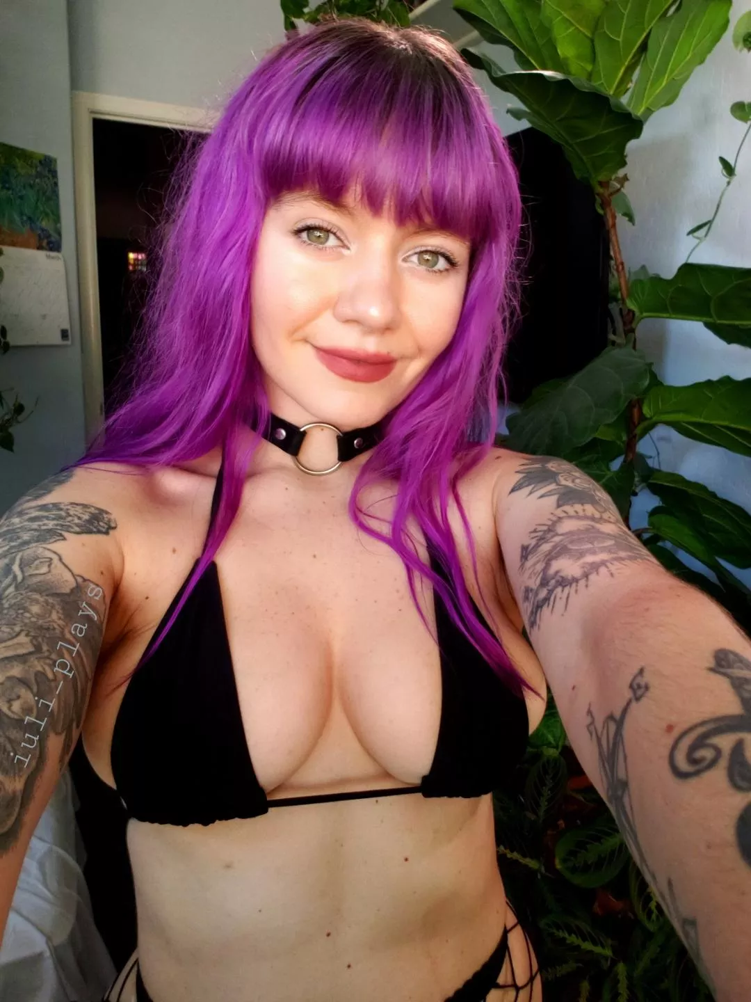 purple hair and tiddies