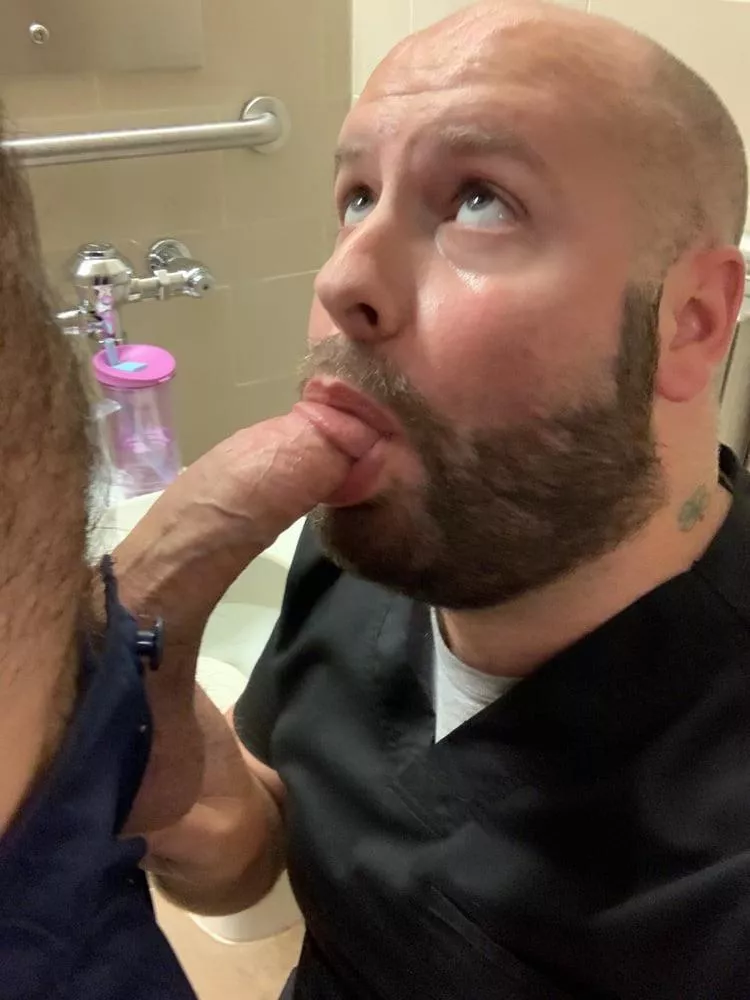 Quick BJ by a nurse in the hospital