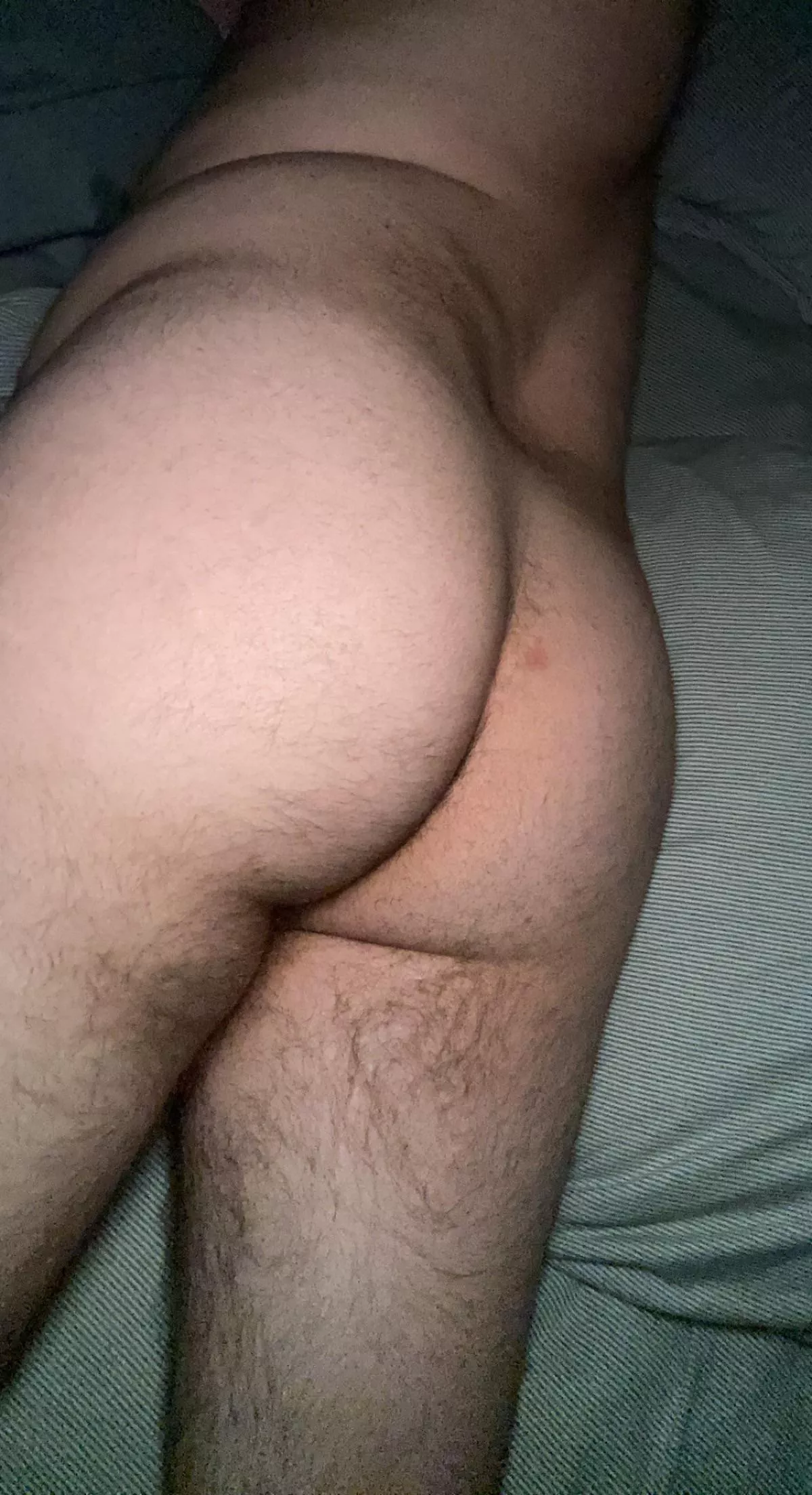 Quick butt pic before bed .