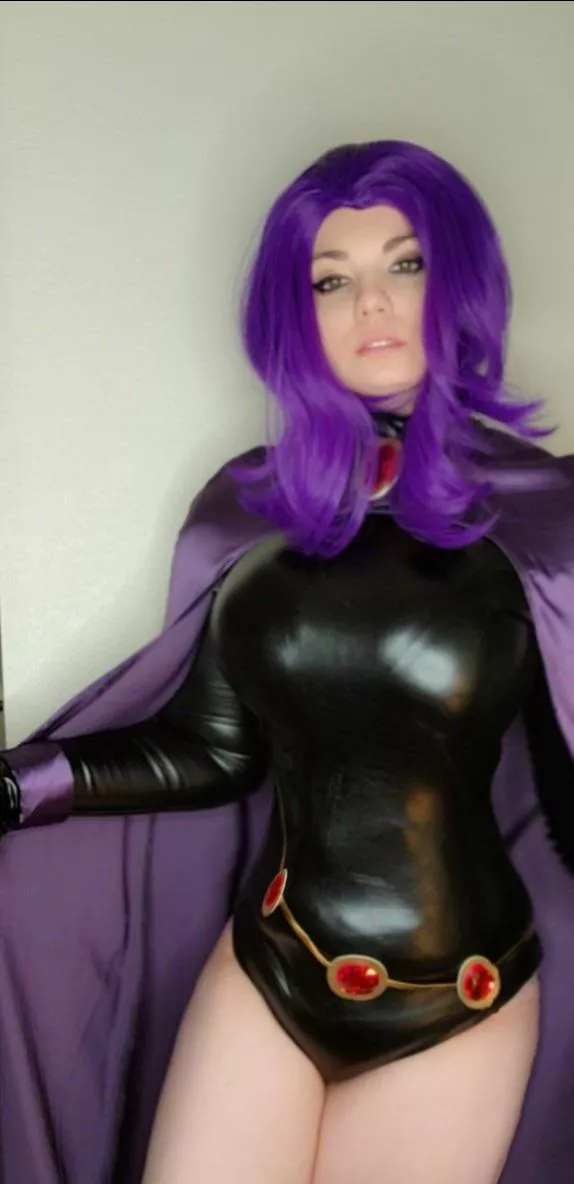 Raven [Teen Titans]