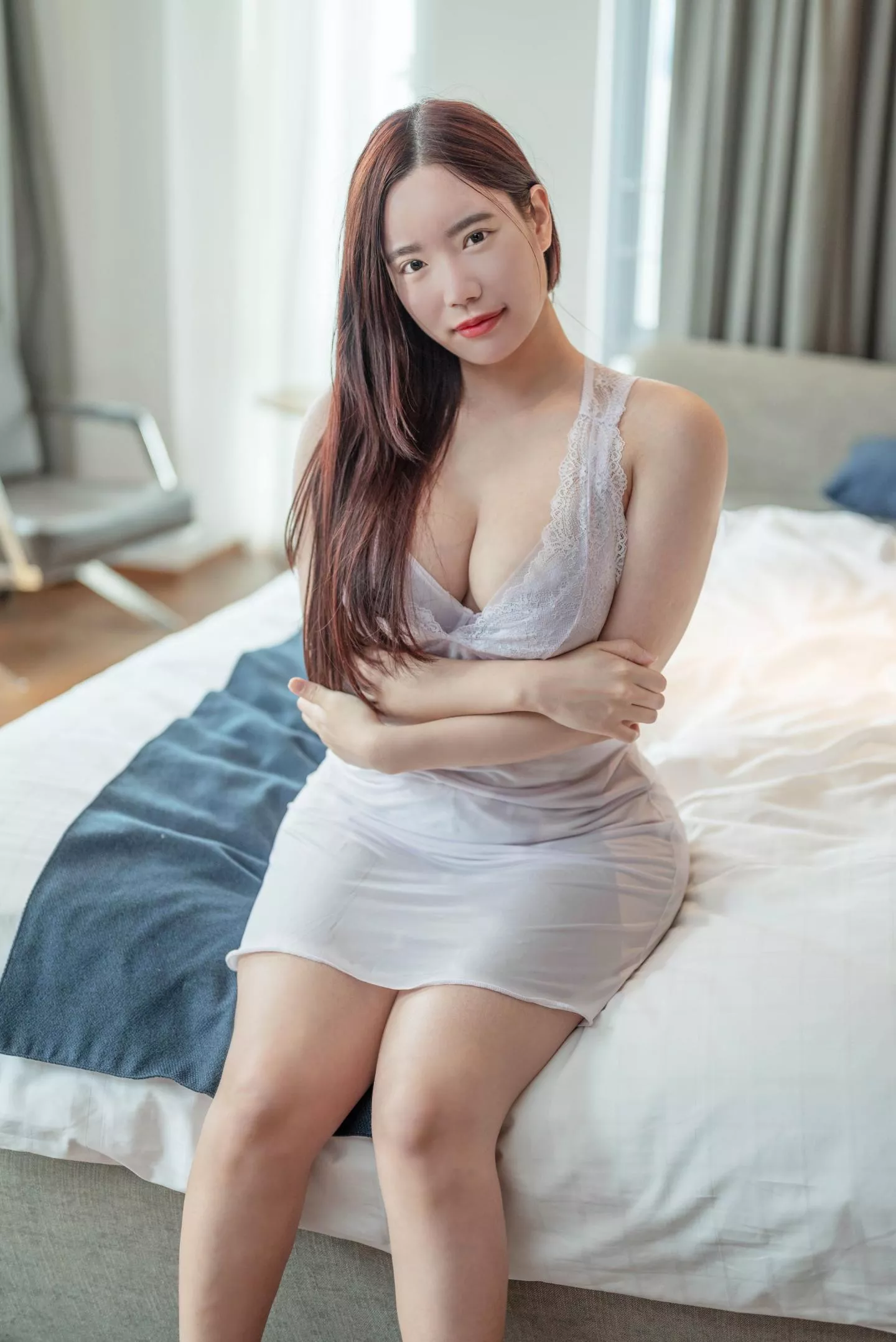 realassbunny asian hot booty model