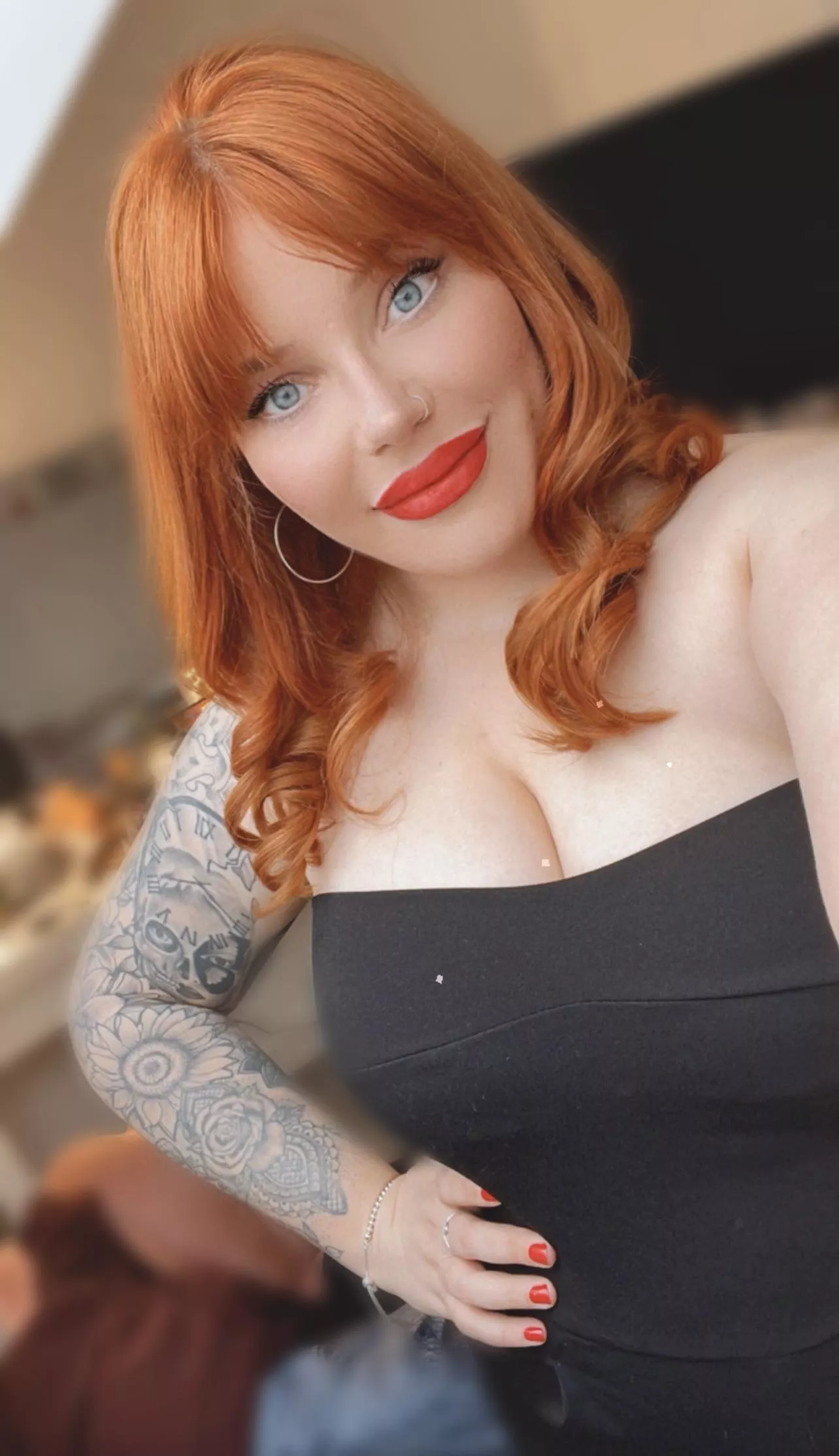 Redhead Friday 🧡