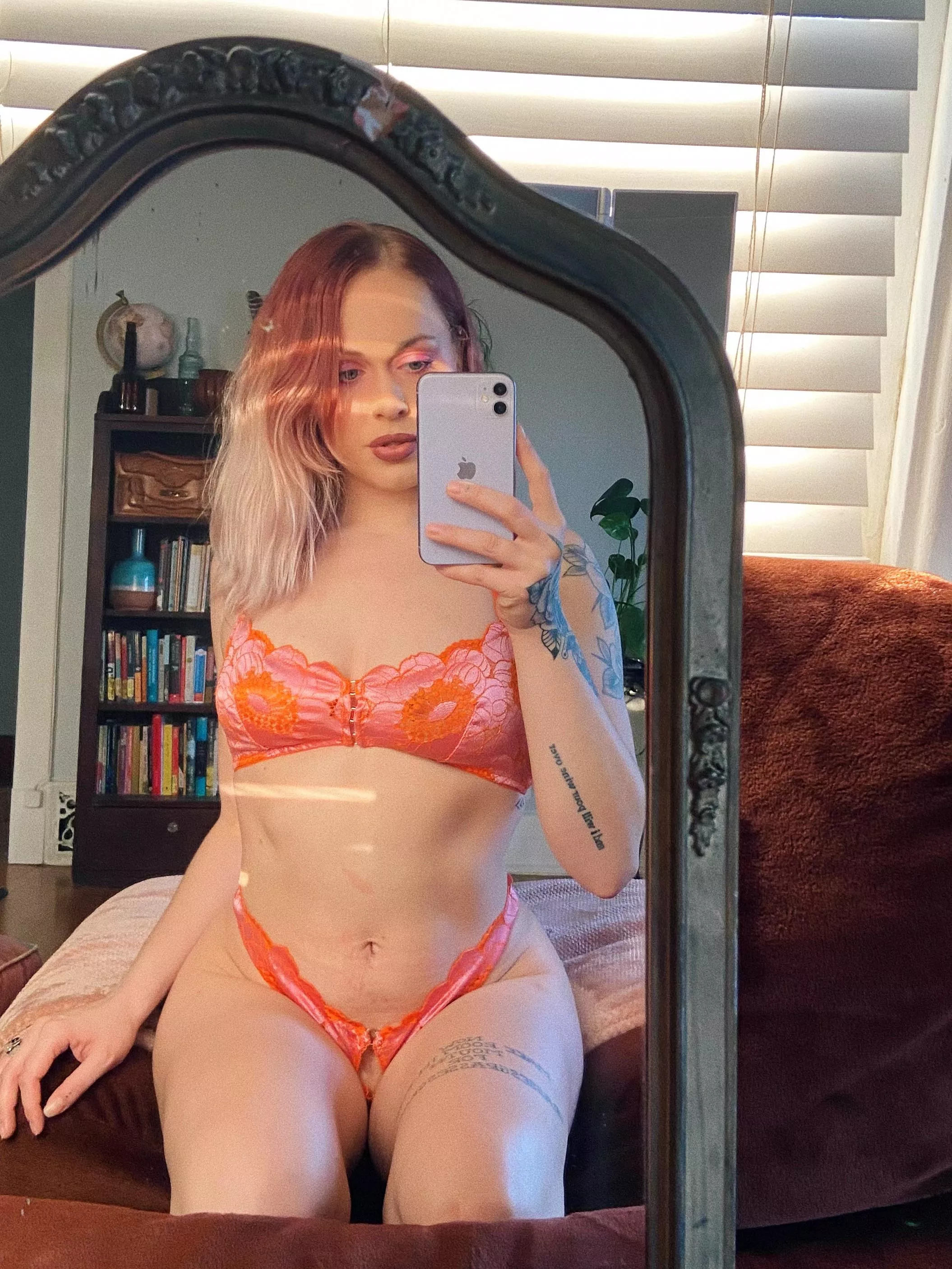 redhead slut wants to make you cum