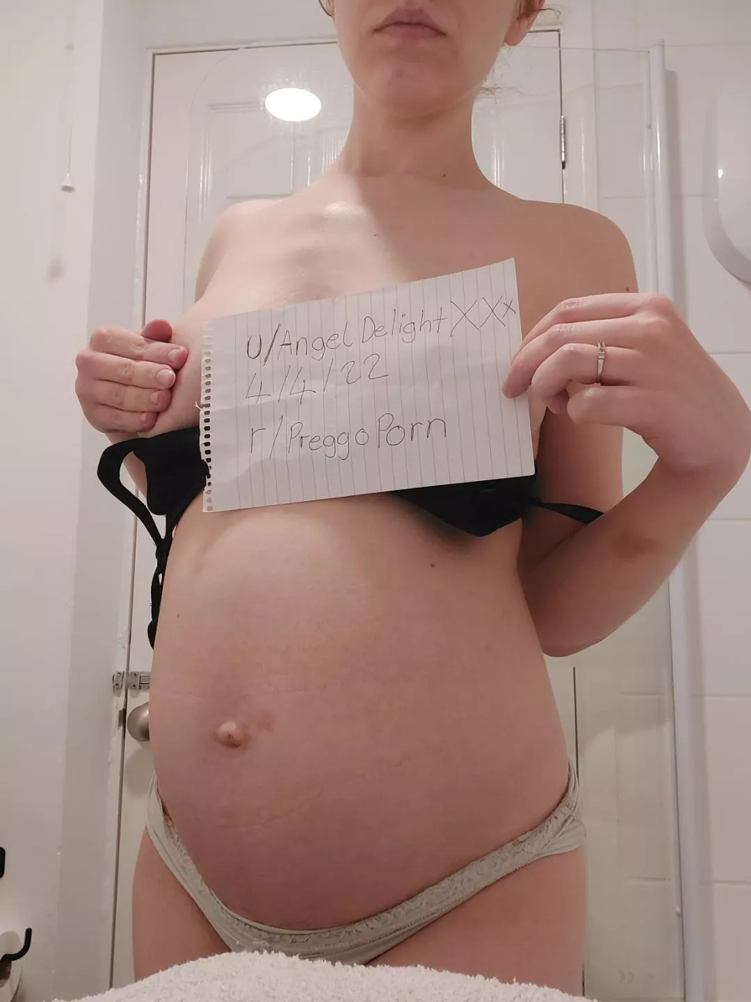 resubmitting my verification as I it asked for it again. date 4/4/22 at 9:11pm uk time