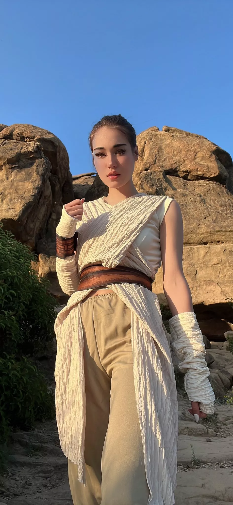 Rey (Star Wars) by indiefoxx