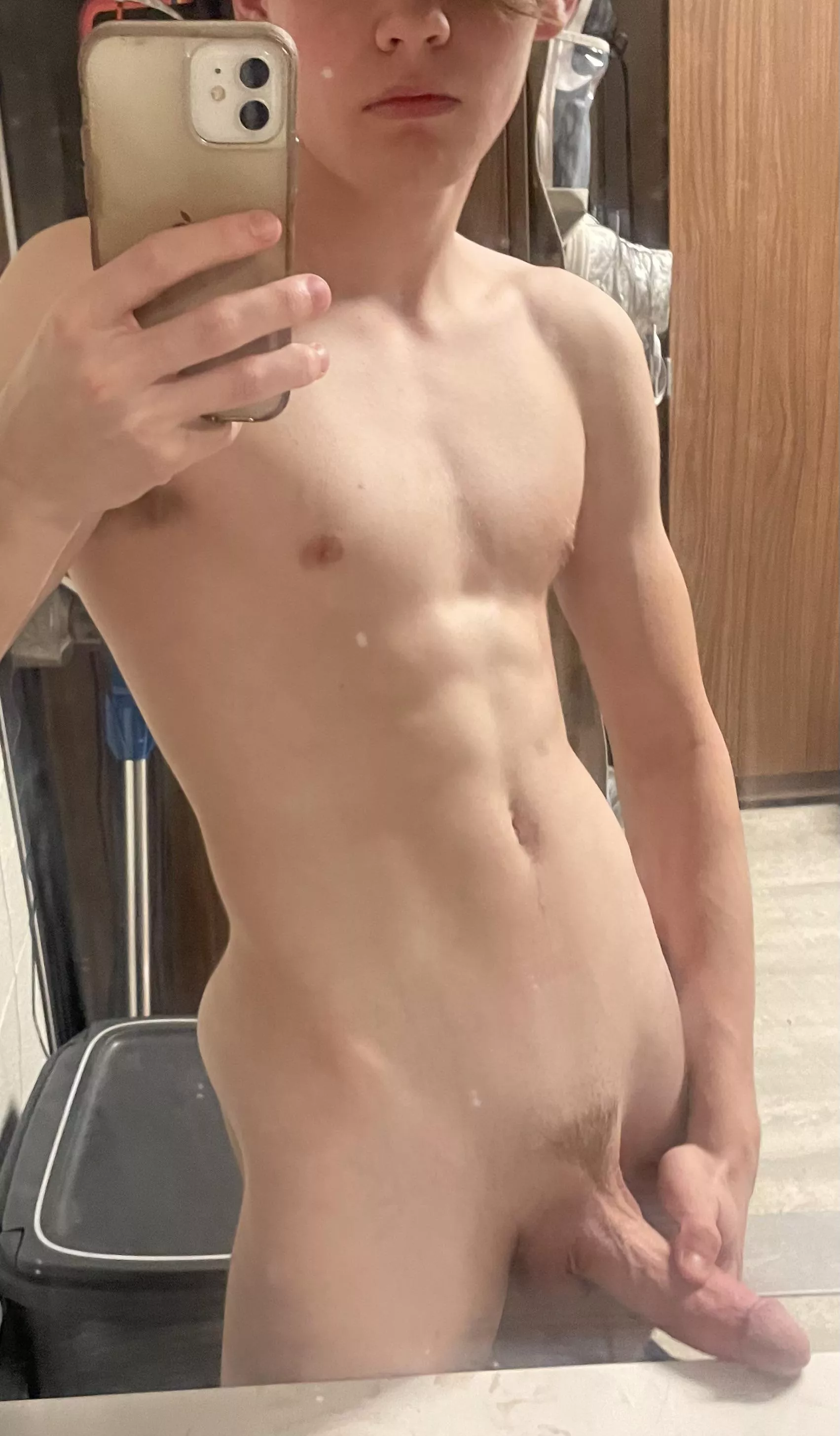 Rub my abs and suck my cock