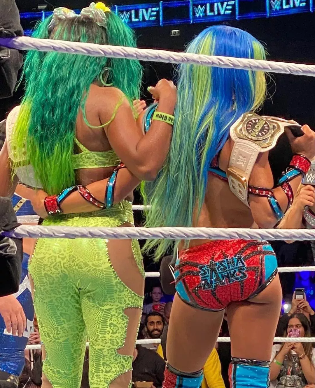 Sasha and Naomi cheeks