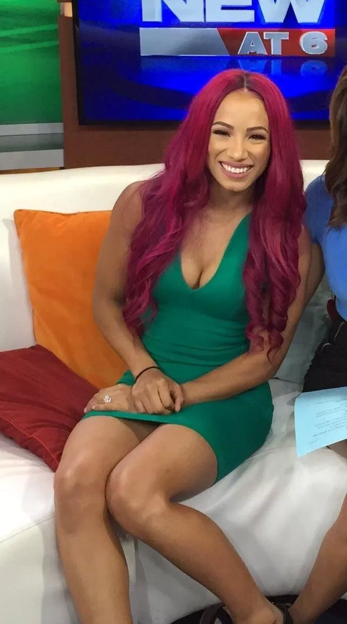 Sasha’s busty dress