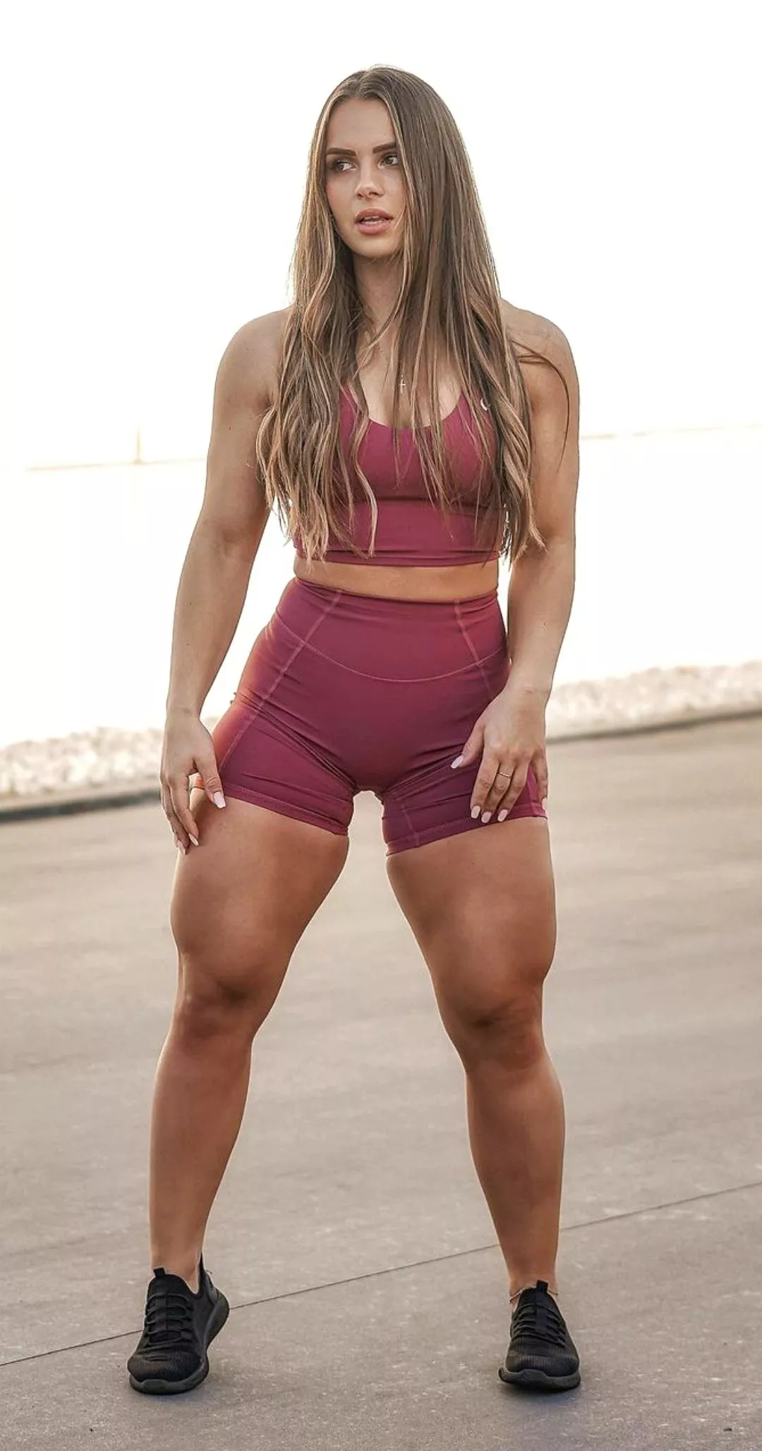 Savannah Prez - Thighs overwhelming those shorts