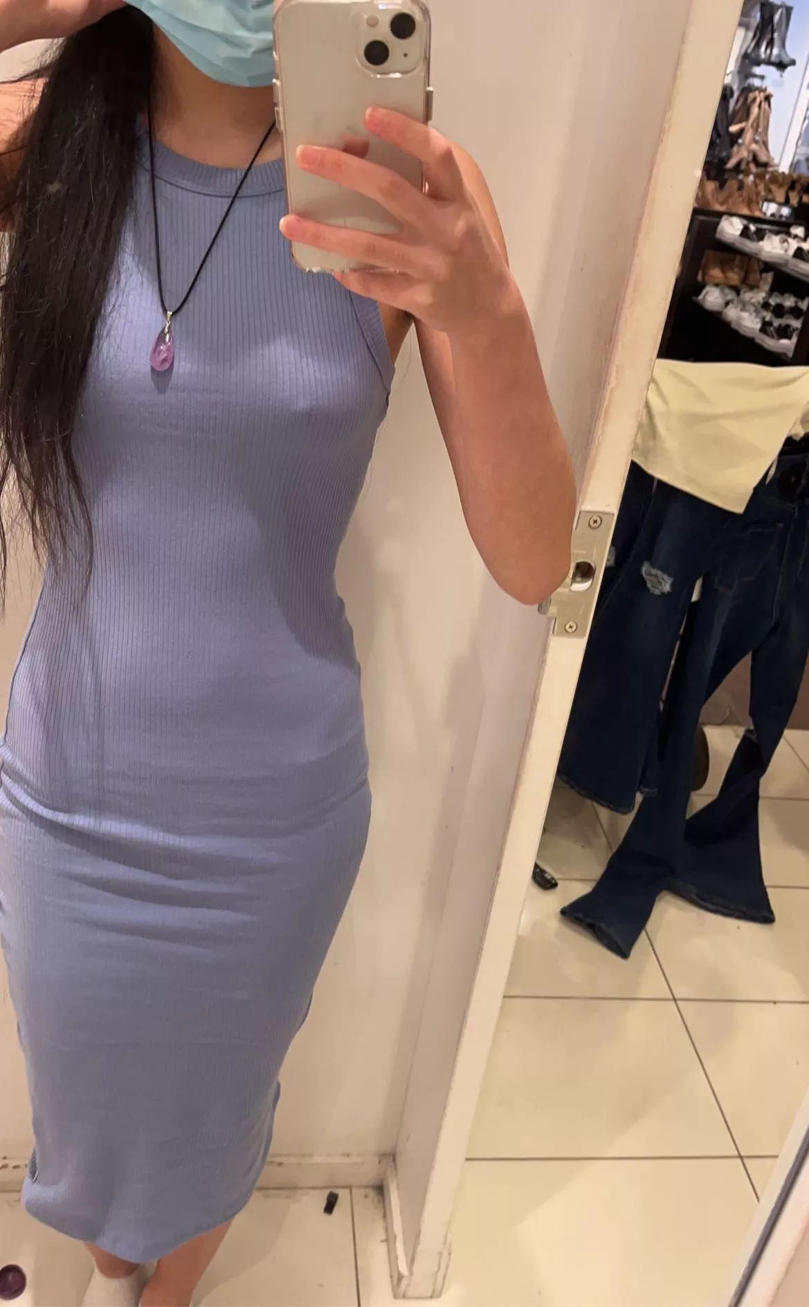 say yes to the dress? lol (18f)