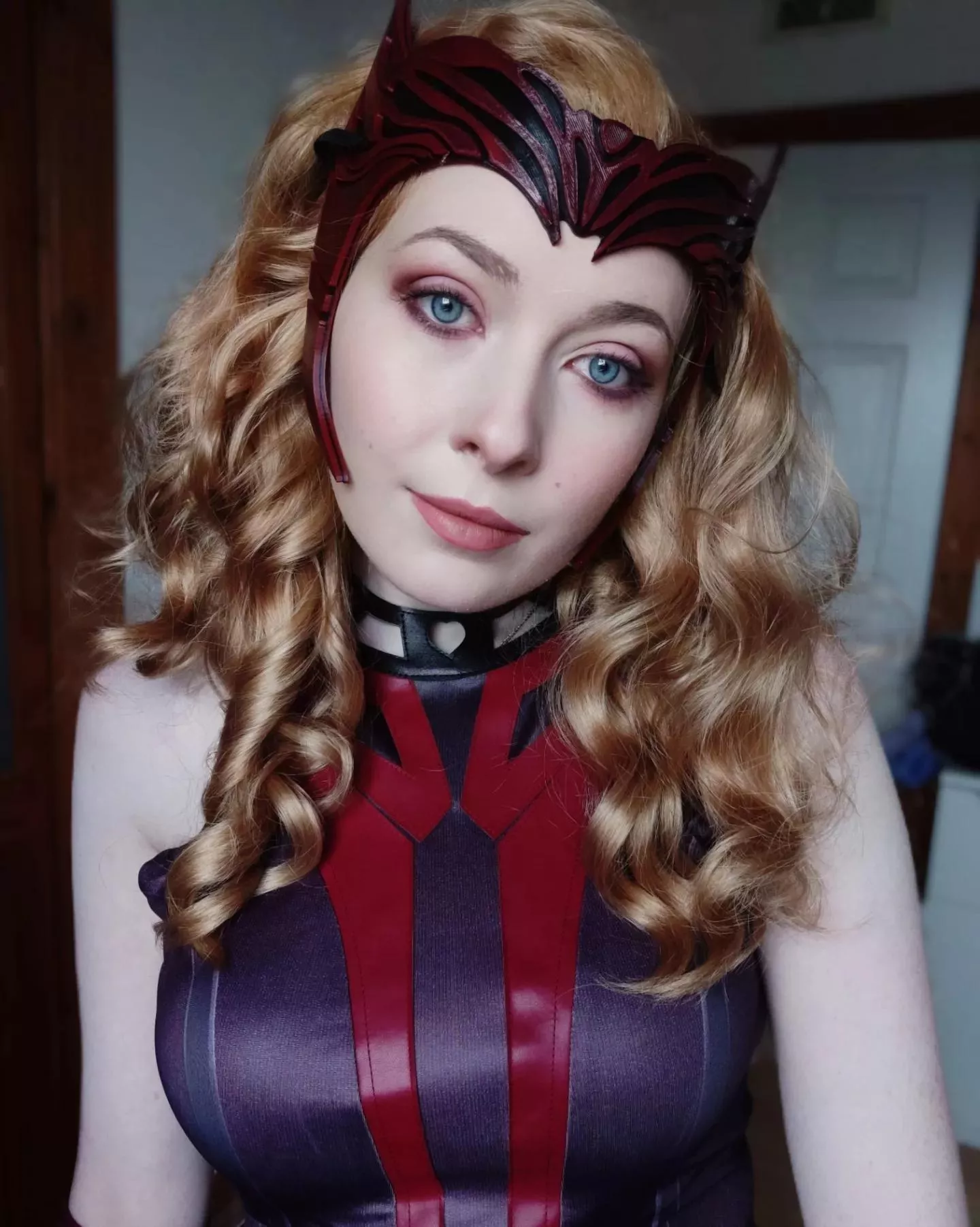 Scarlet Witch Cosplay [By Batkitto]