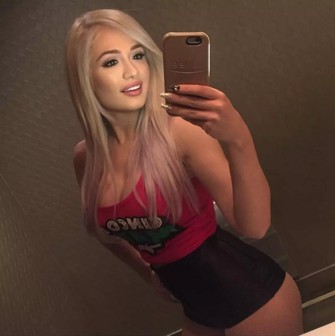 Scarlett Bordeaux 😍