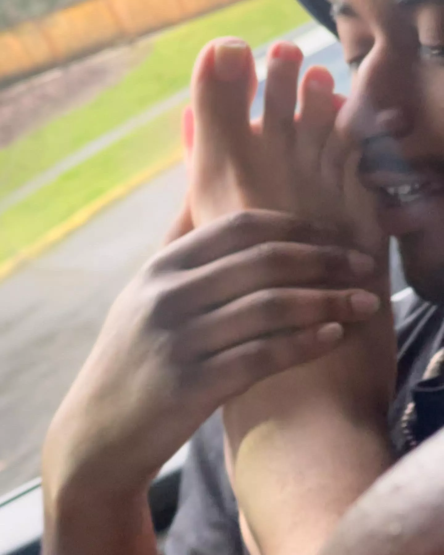 Seattle foot lover here with TSA feet ✈️💦👅