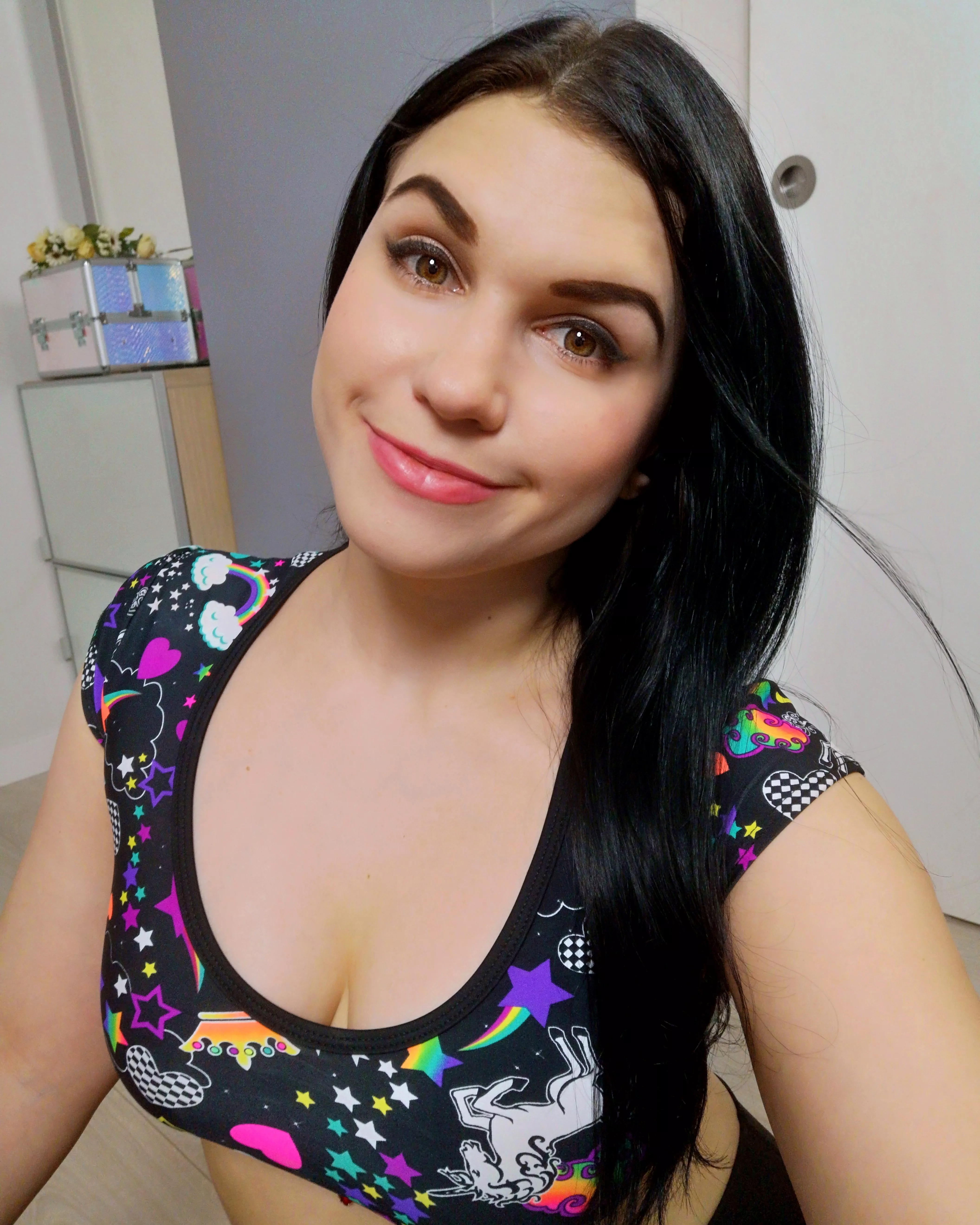 See you in my room babes ðŸ˜˜ðŸ’‹ðŸ˜:https://m.chaturbate.com/tiny_hat/