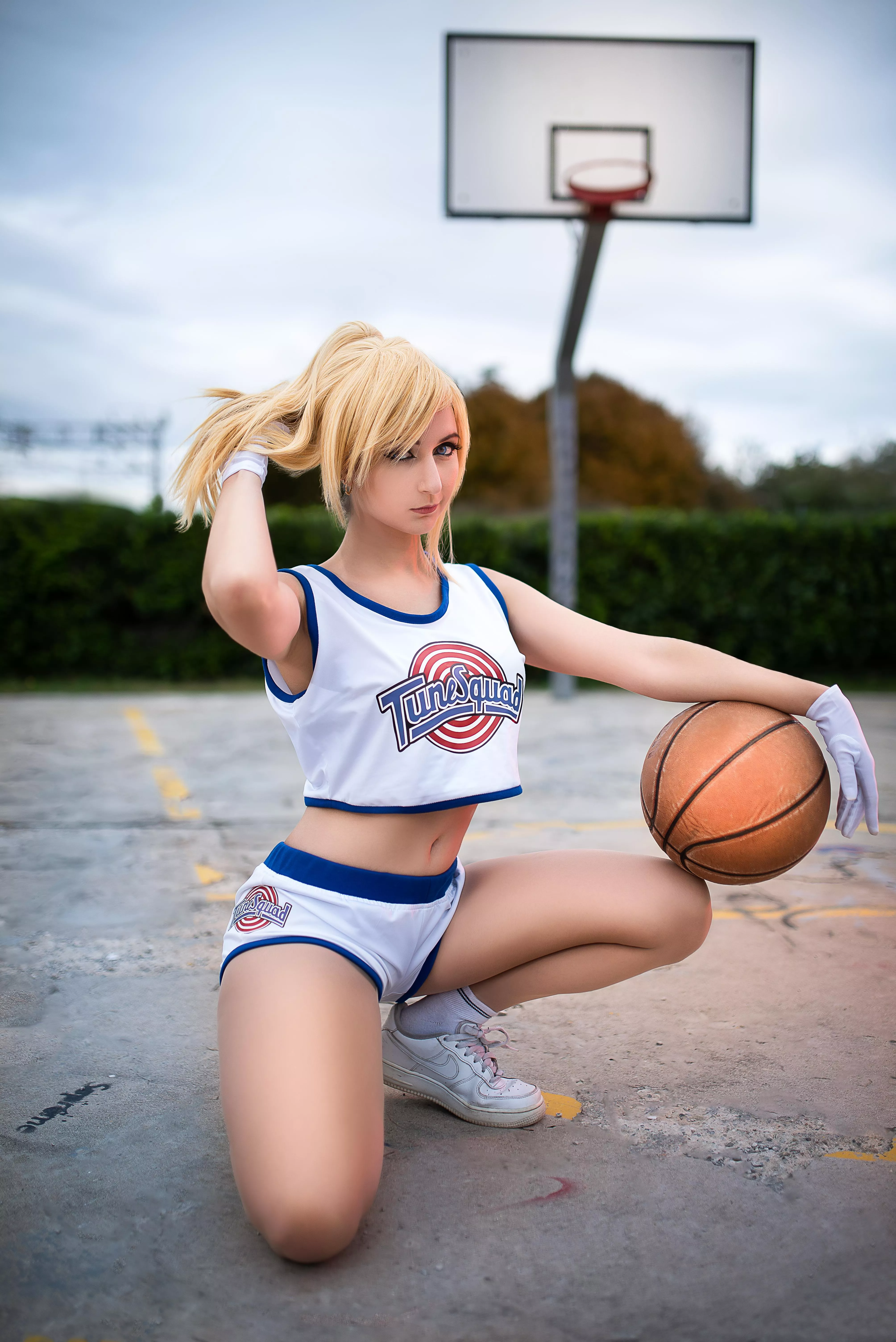 [self] ConnyFox as Lola Bunny