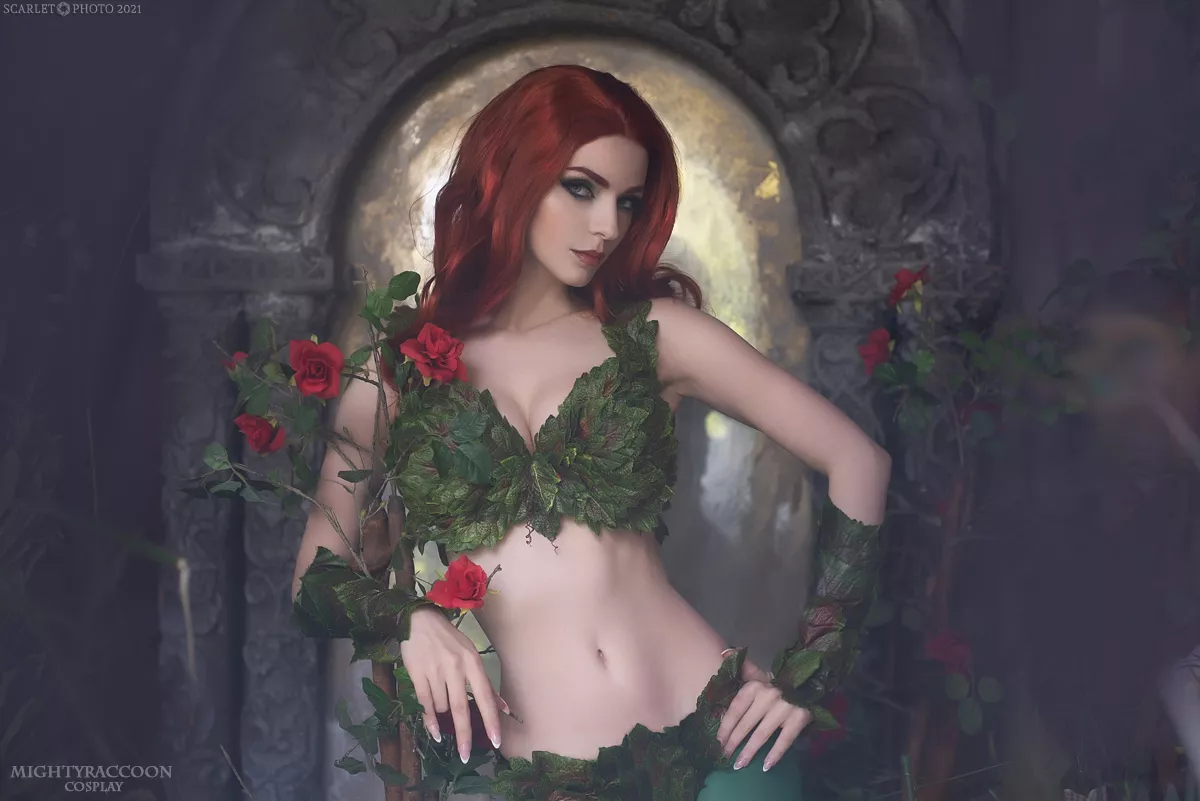 [Self] MightyRaccoon as Poison Ivy: Secret Garden cosplay set ~