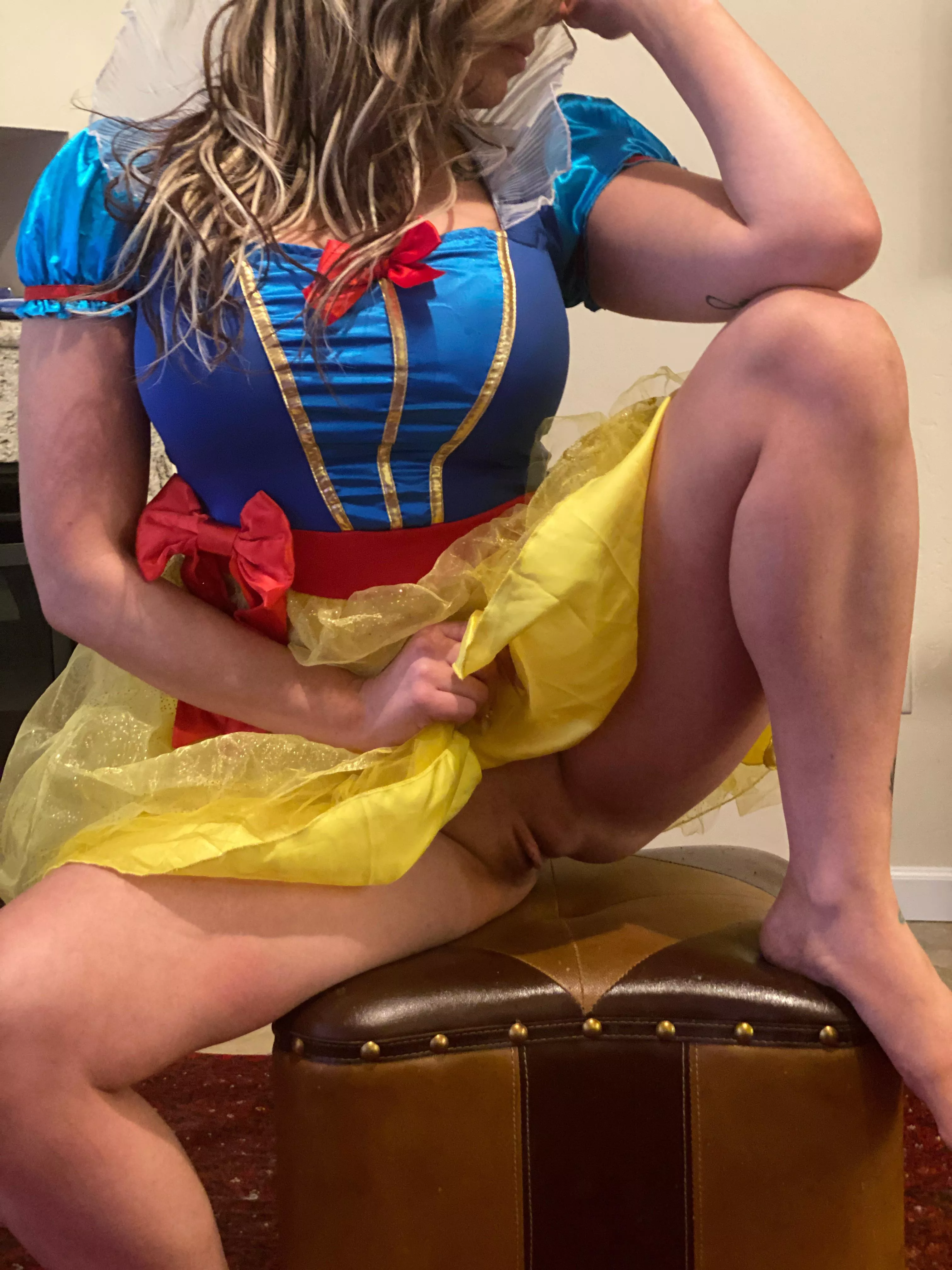 [Self]Snow White by Hotwifechasa