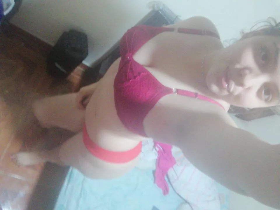 [Selling] (20) years old [F] ðŸ˜½ latina girl looking for my serius daddyâ™¦ï¸( personal pics and vids ðŸ“¸, sext with live pics and vidsðŸ and sex tapes â¯ï¸, Lesbian content ðŸ˜› drop box ðŸŽ A nice and PervertDoom girl ðŸ¤¤ Kik:prettyasszhandra 