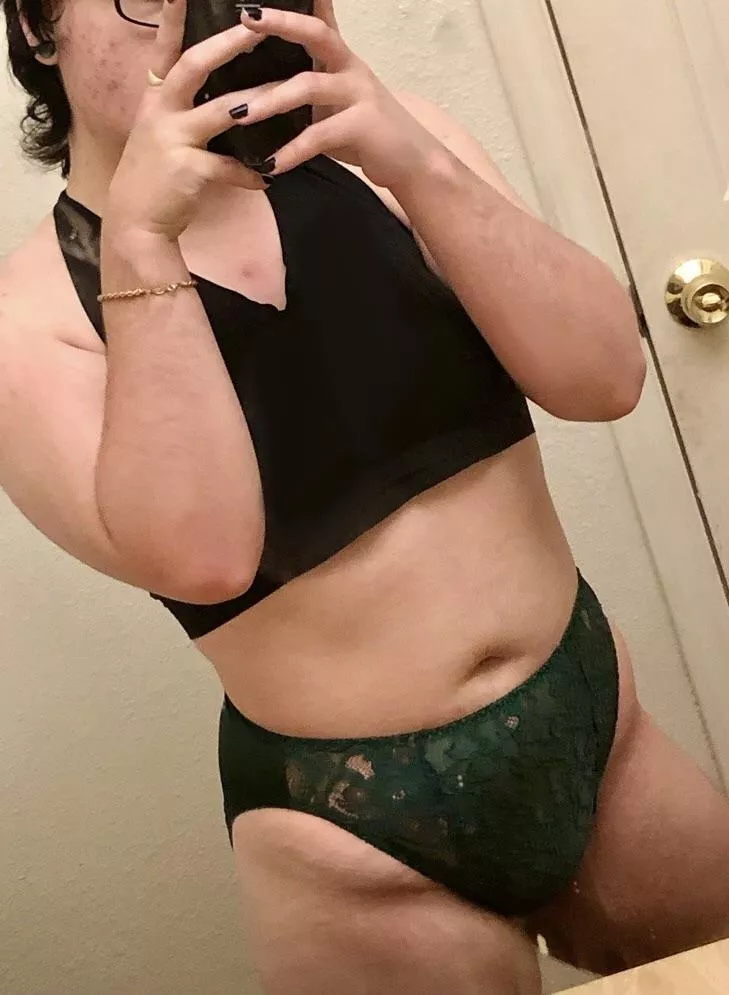 [selling] Aren’t you just green with envy? Panties for $30 or set for $50 💚