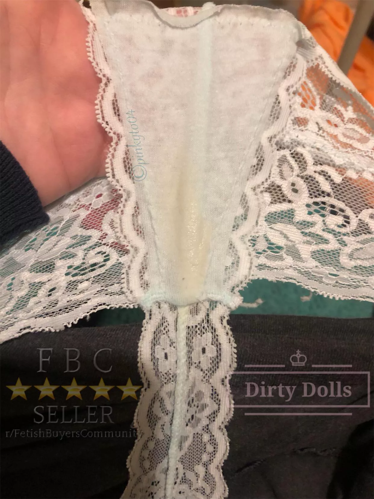 [selling] ðŸŒ»Panties- wet, creamy and sweatyðŸŒ»HOT Custom ContentðŸŒ»Vials & LollipopsðŸŒ»GFEðŸŒ»Cock RatingsðŸŒ»Fetish FriendlyðŸŒ»Fast, discreet shipping (plus tracking & vacuum sealed items) includedðŸŒ» See my pinned menu/pricesðŸŒ»