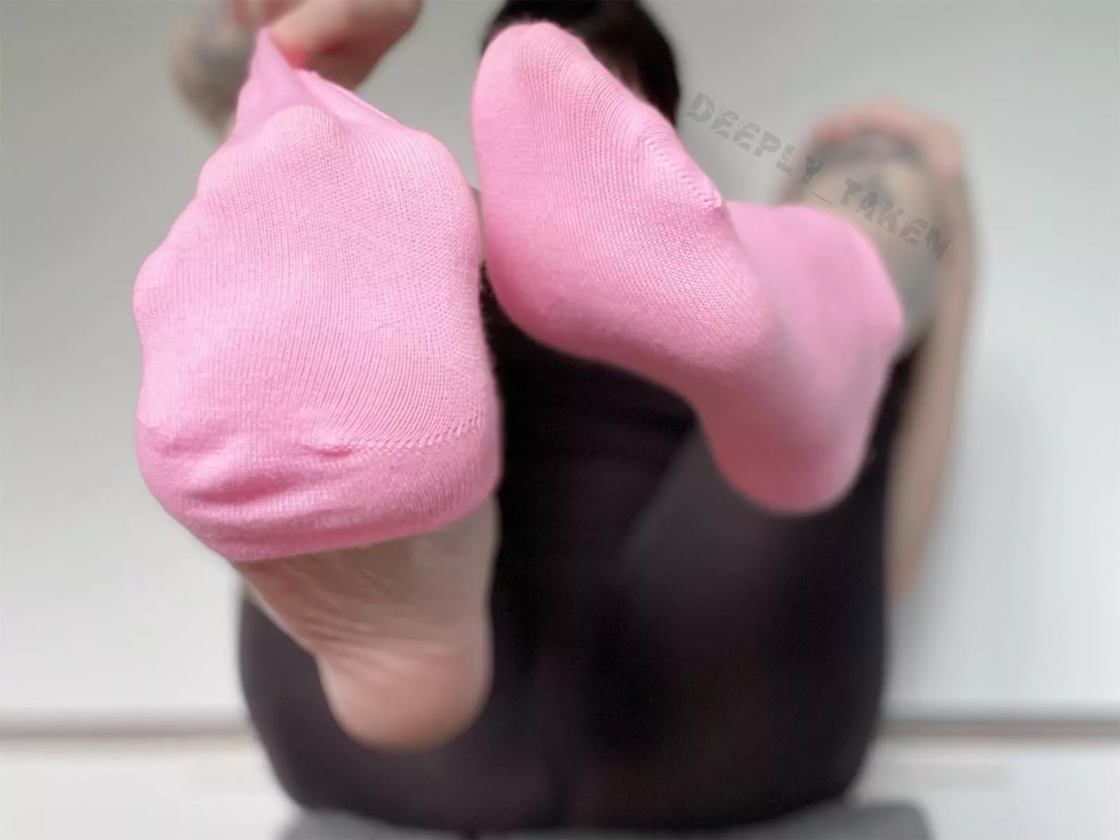 [Selling] [UK] 💕 Worn Socks . Panties . Nylons and Bodysuits 💕 Plenty of Neon ankle socks available! Book yours today!! 💕 Customisable and Fetish Friendly! 💕 International Shipping and Vac Sealed 💕 DM/Message or Wire - Deeply_Taken