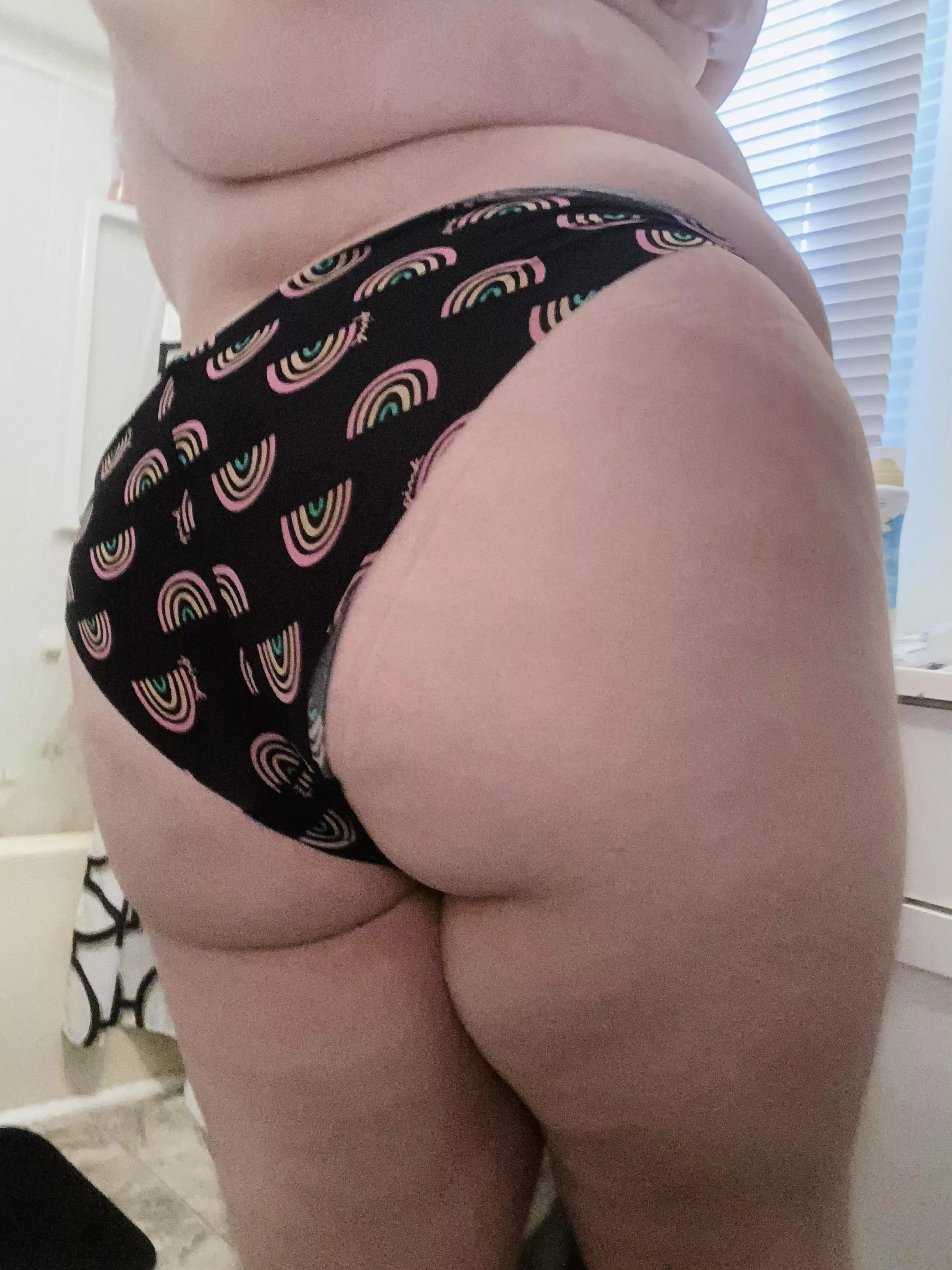 [Selling] [US] Verified 20 Year old bbw selling used panties❤️ wet 24/7❤️ free tracking❤️ 2-3 day wear❤️ fetish friendly!!❤️Ask about my menu❤️(KIK):lilraccoongirl666 or (telegram):lilraccoongirl666 •