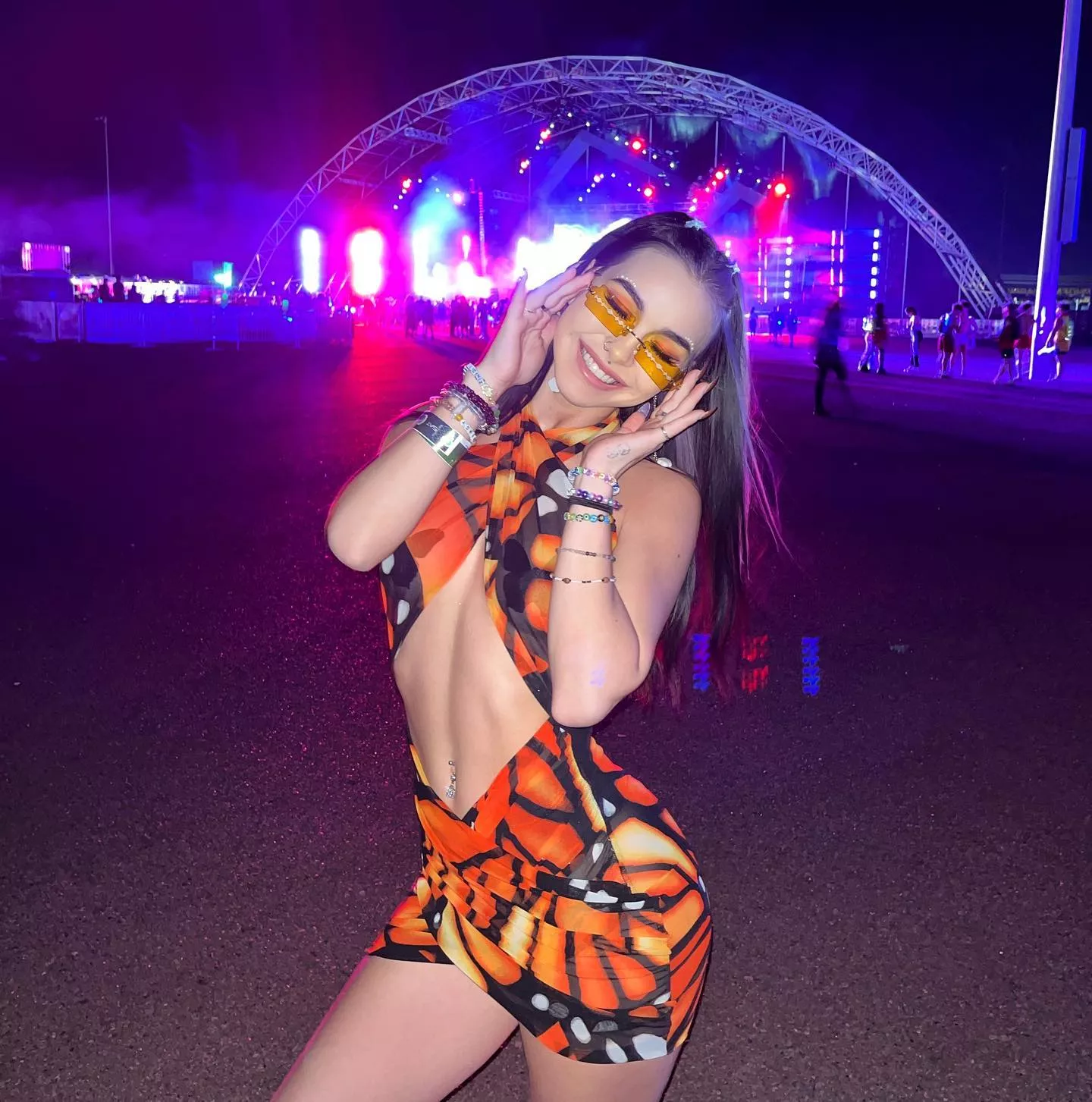 Sexy rave bunny