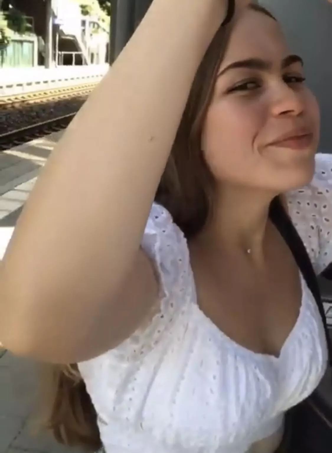 She giving a Bj on public places