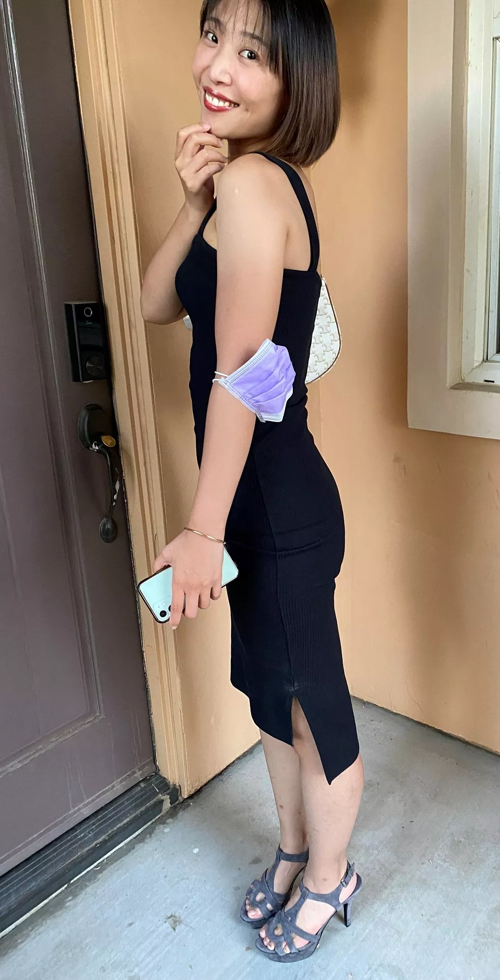 She's ready for her date & blowjob night