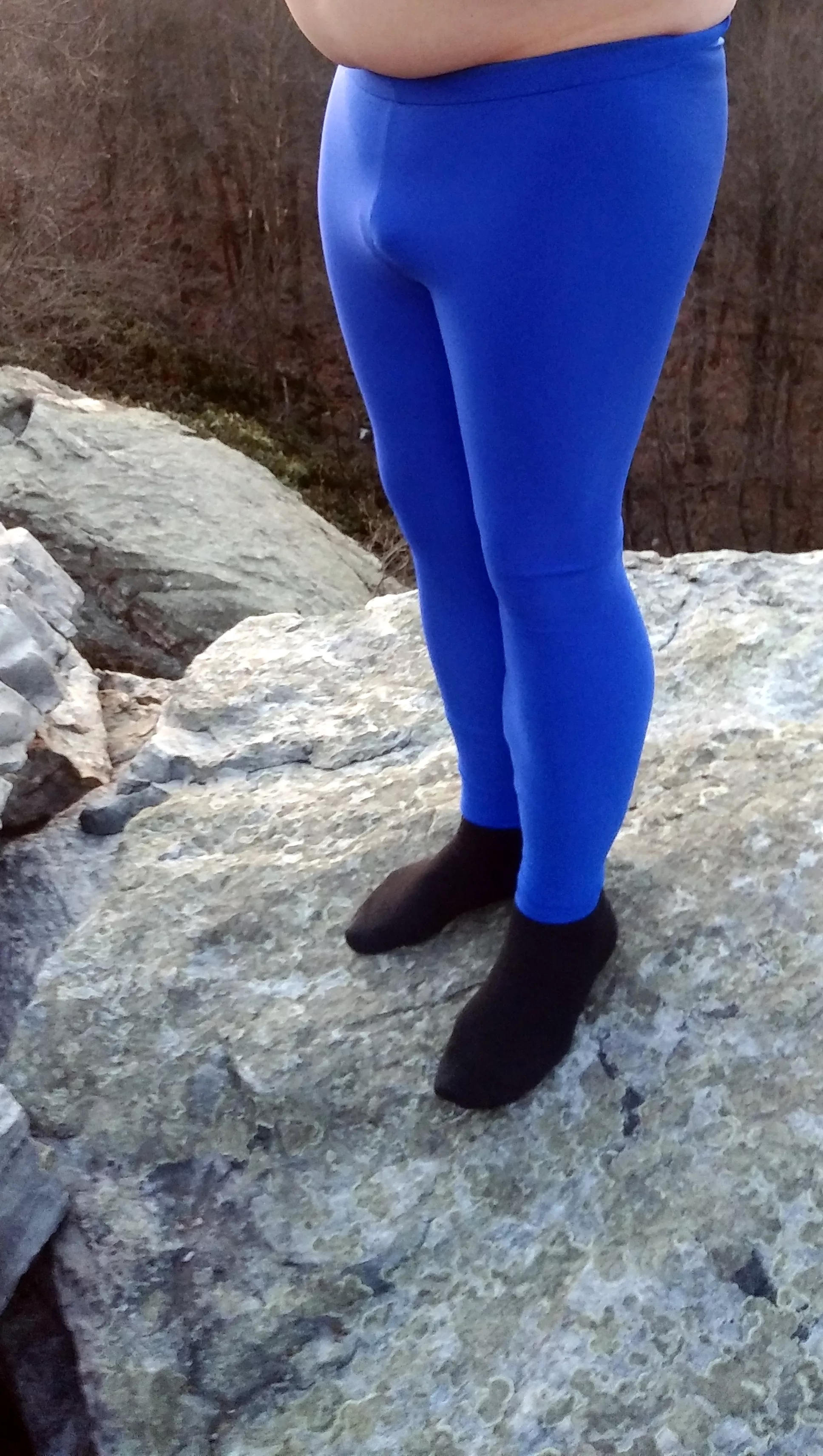 Shiny blue tights hiking