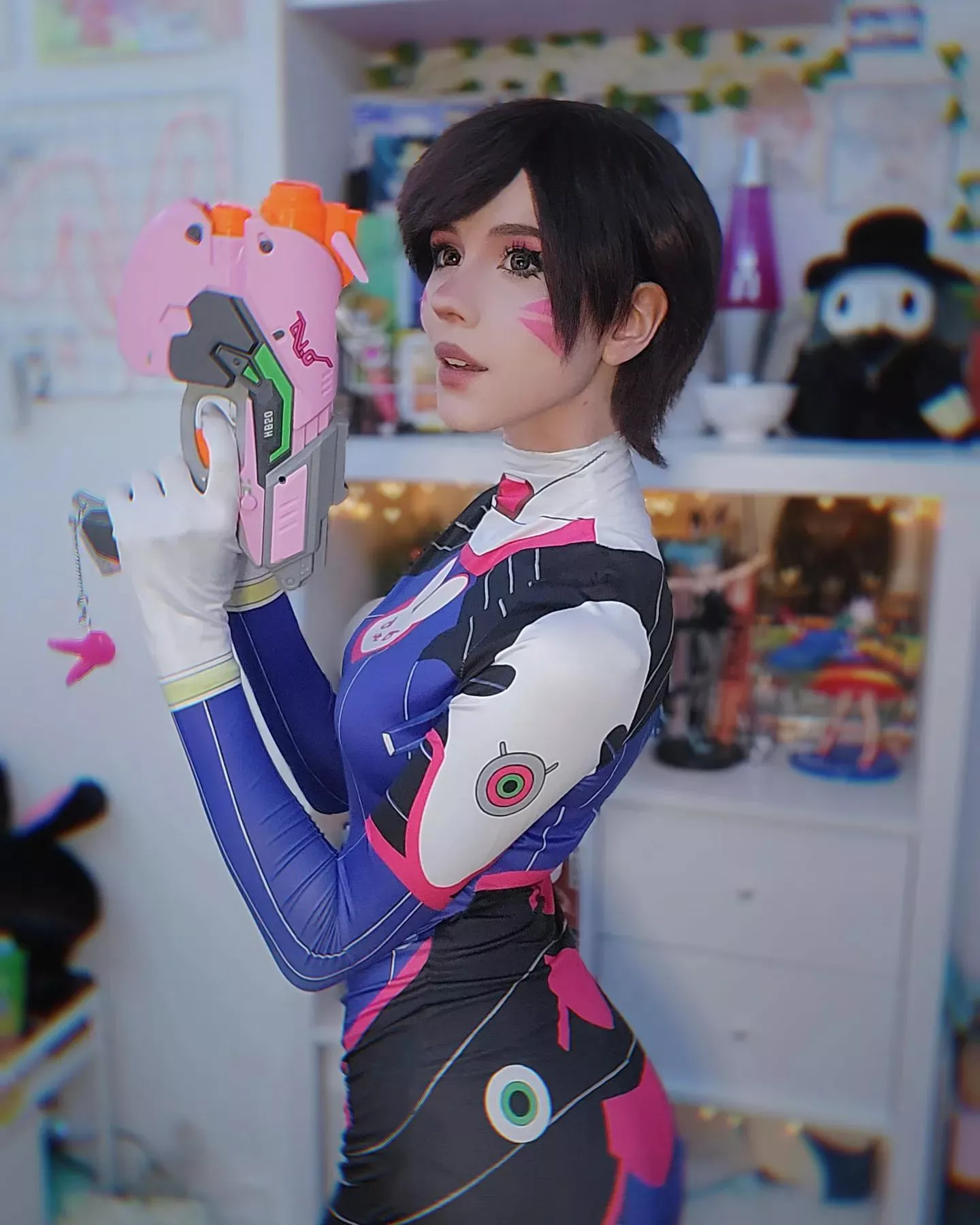 Short Hair D.va by pearythecatapus ♡