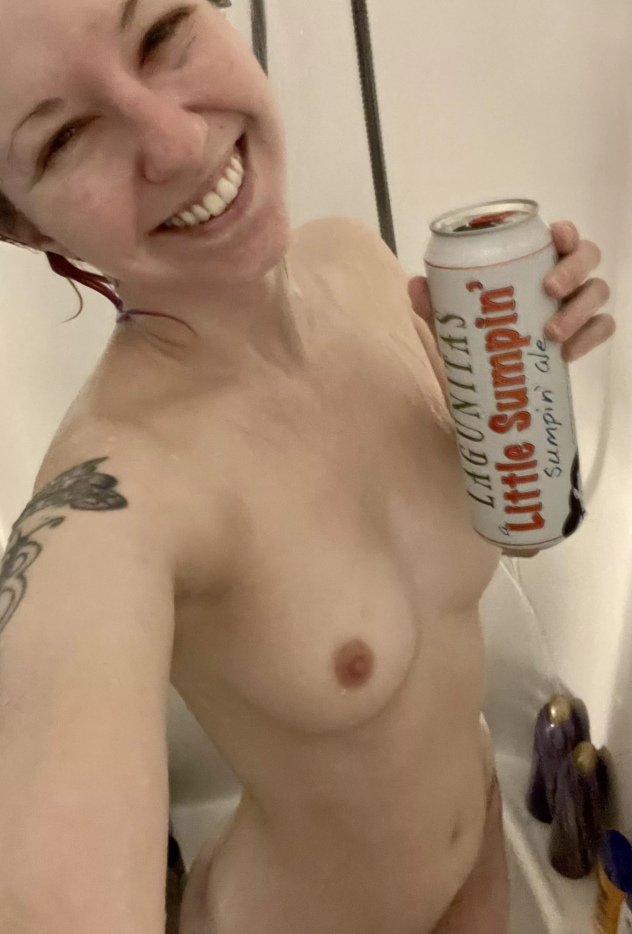 Shower+beer=happiness ðŸ¤¤