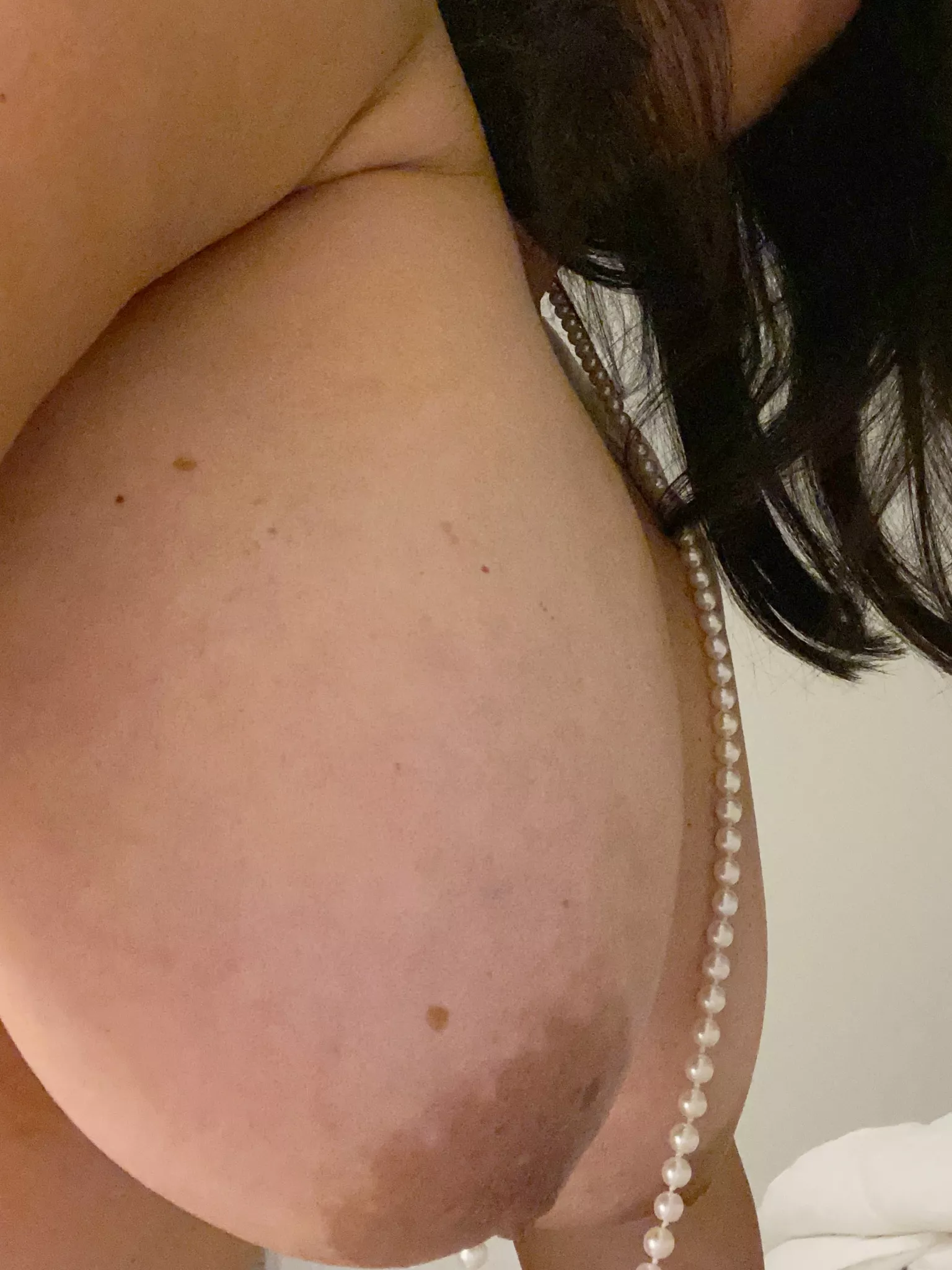 Side boob to change up the angle!