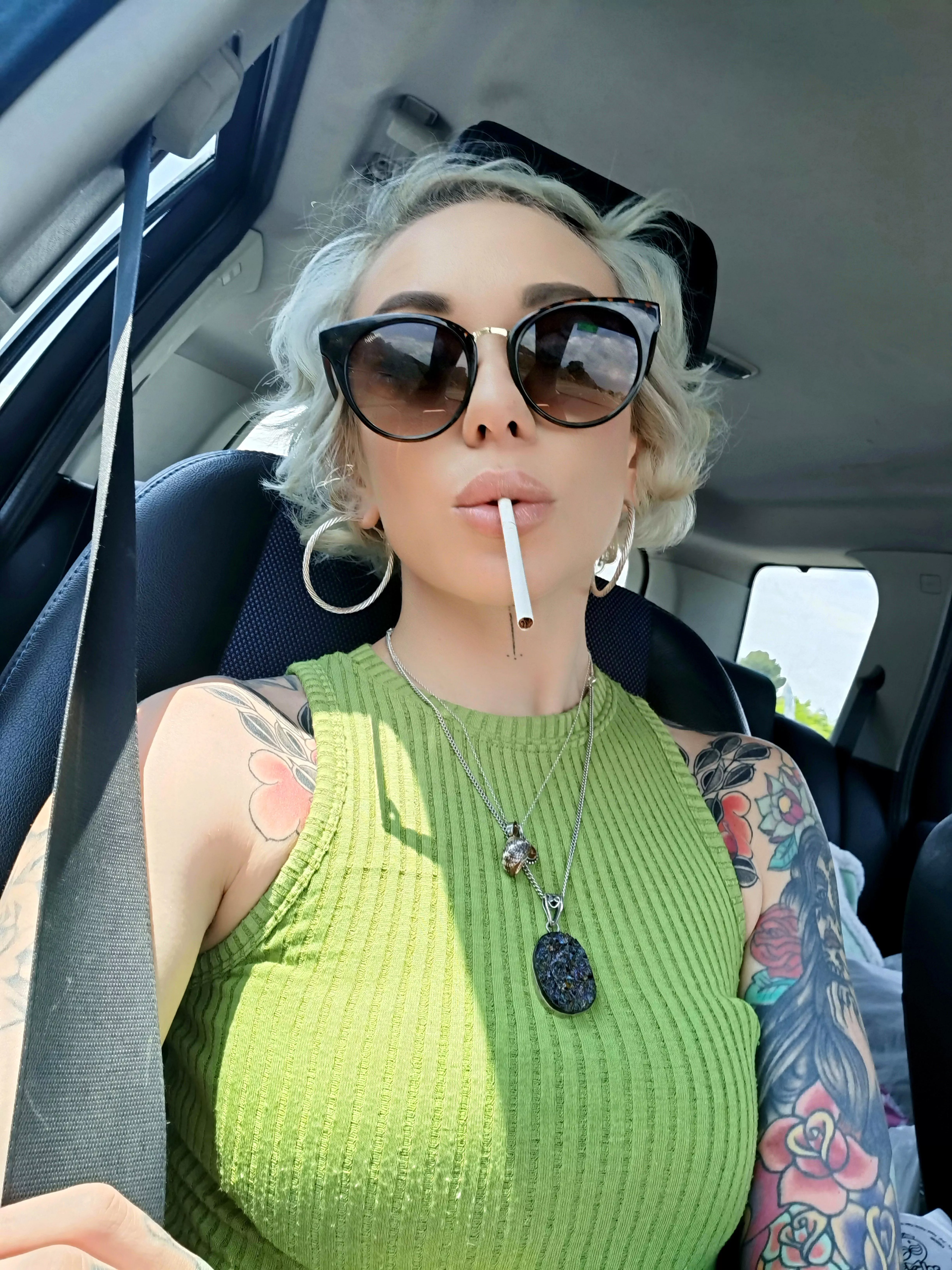 Smokey road trip with Kinks