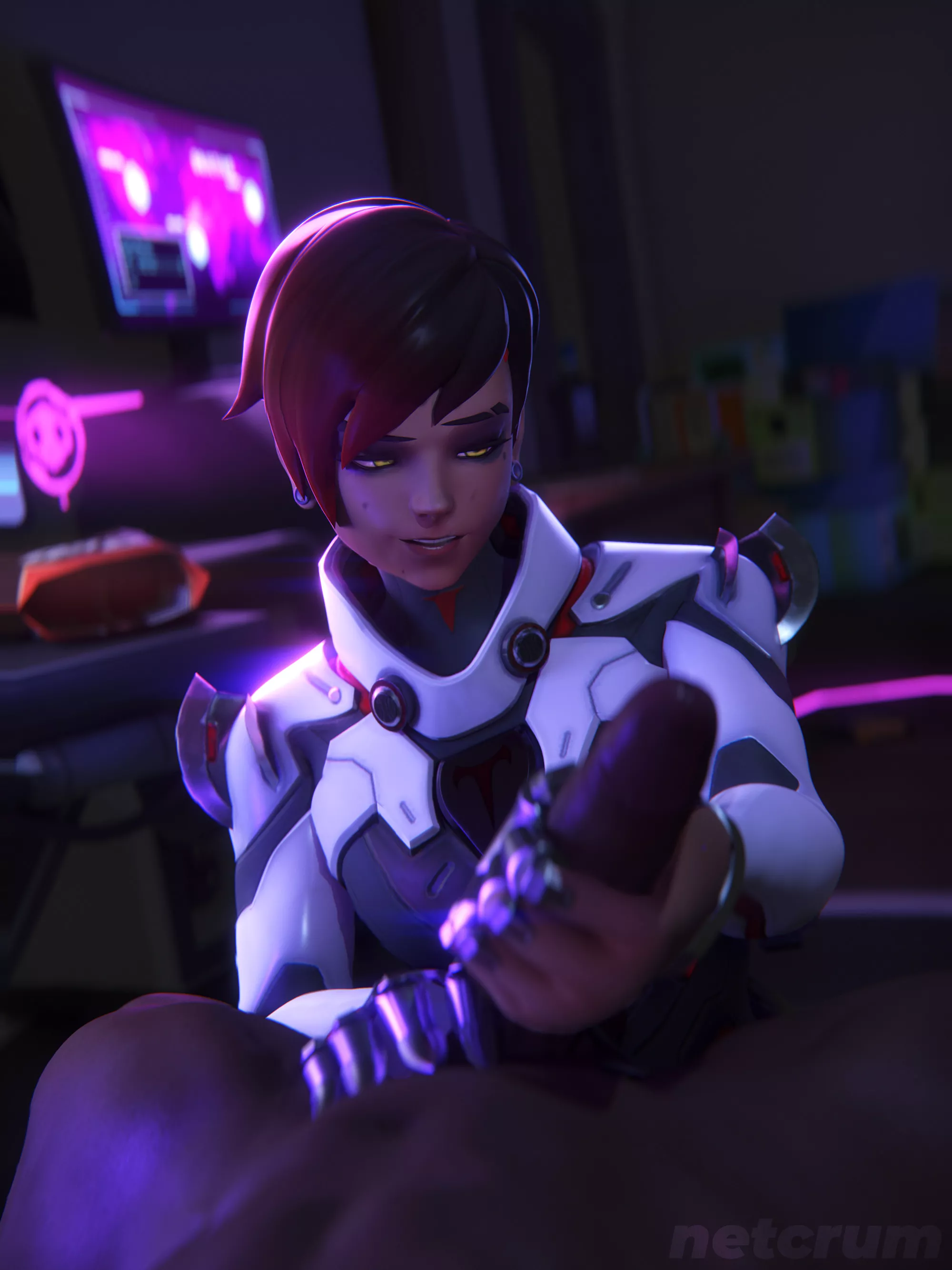 Sombra gives a handy (netcrum)