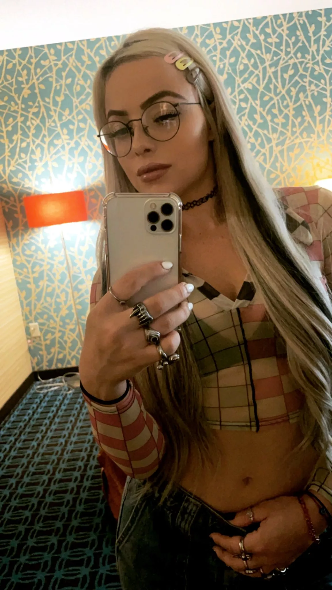 Someone interested in doing some cumtributes on Liv Morgan? Just dm me or Kik MCZeckeHD with 