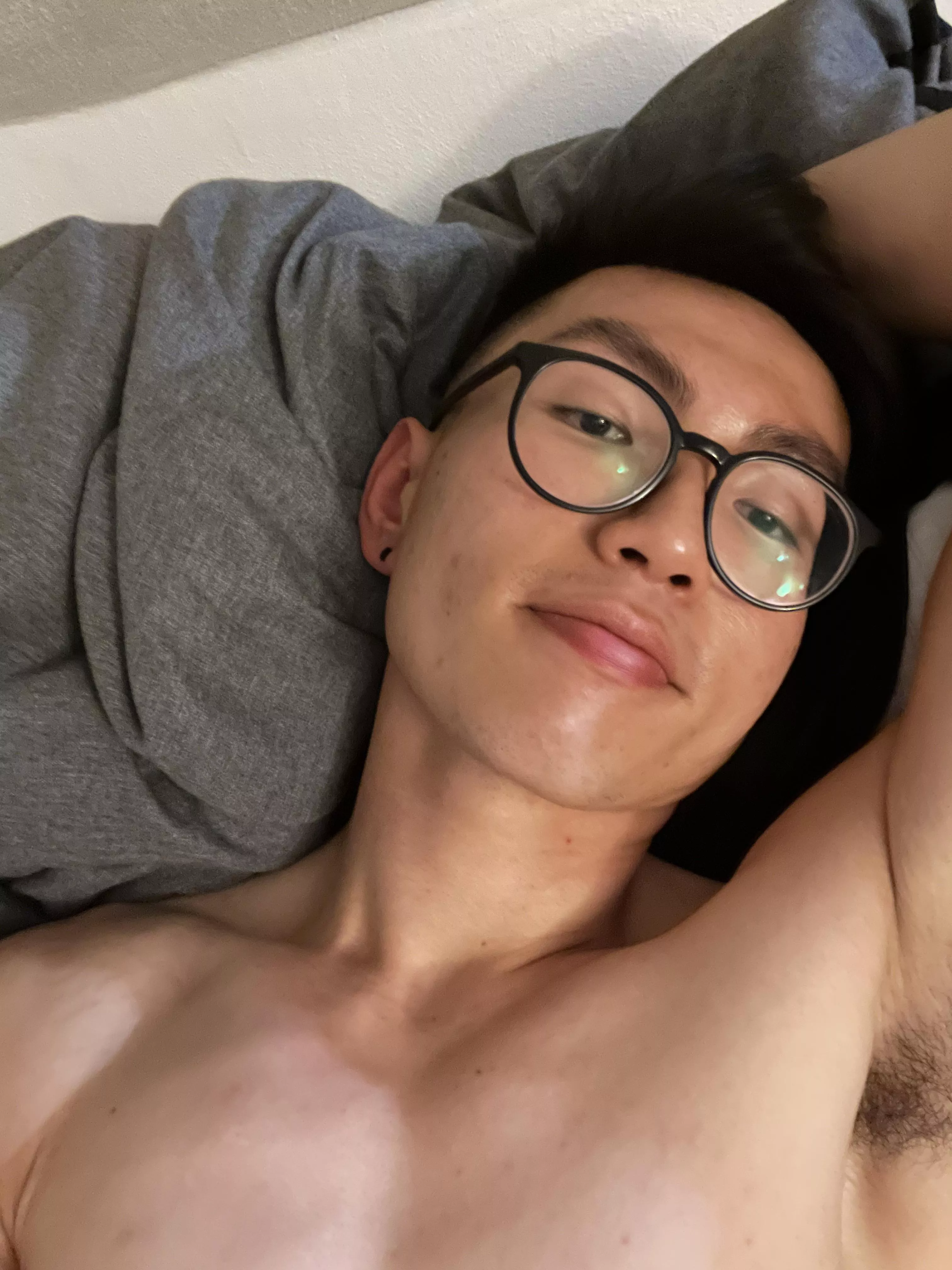 Sometimes the lighting is good, and it reminds me that I need to shave my armpits