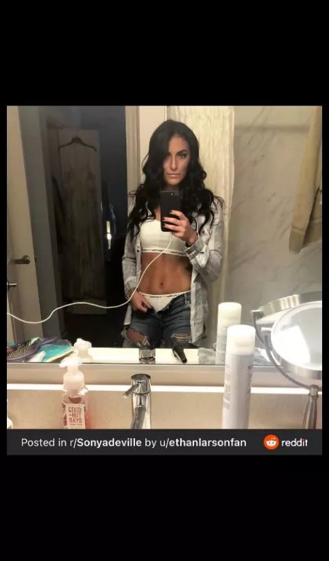 Sonya deville