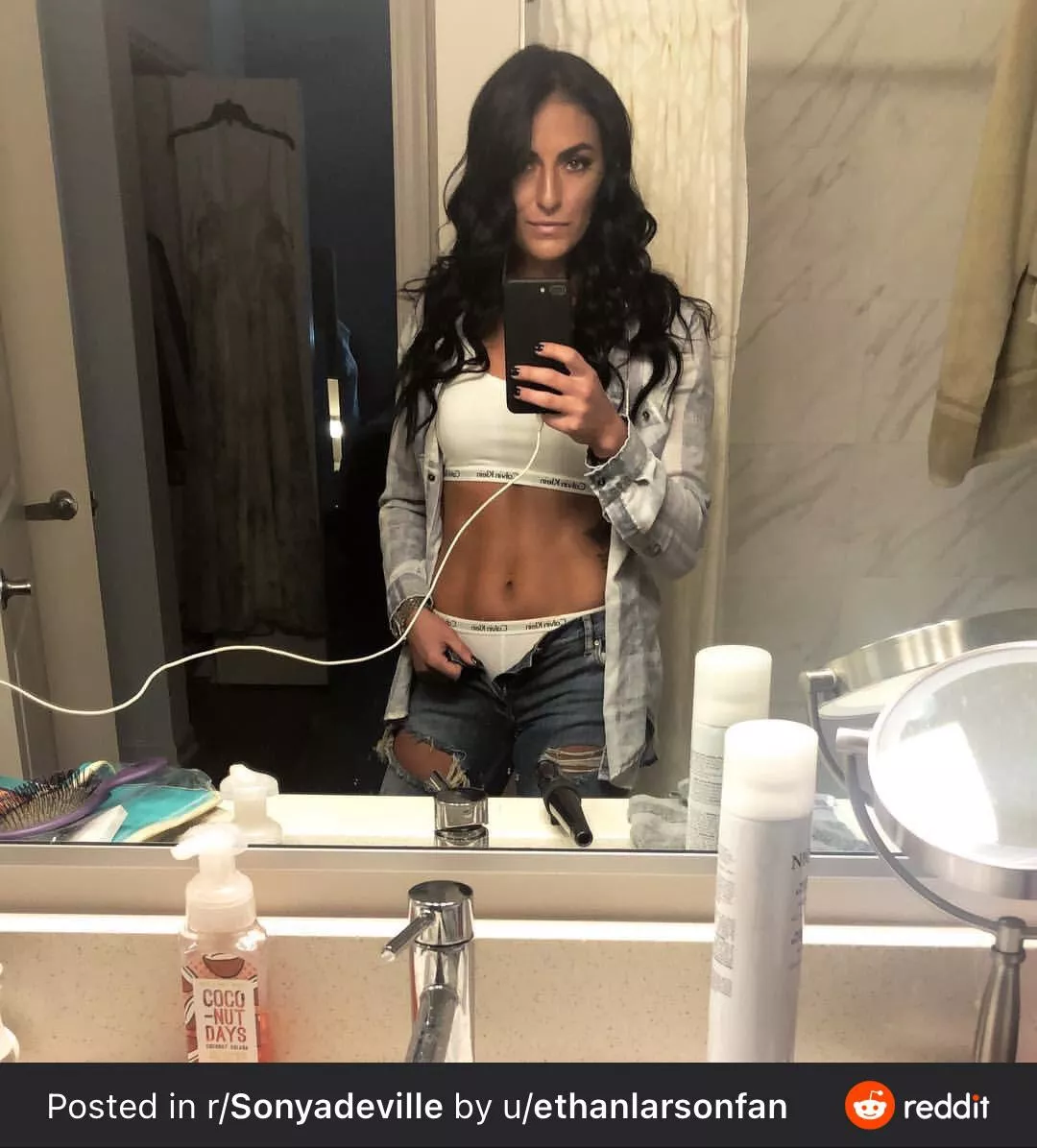 Sonya Deville is so underrated