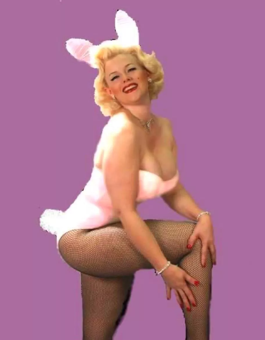 Sorry I’ve been absent…Happy belated Easter. 💕#Bunnygirl