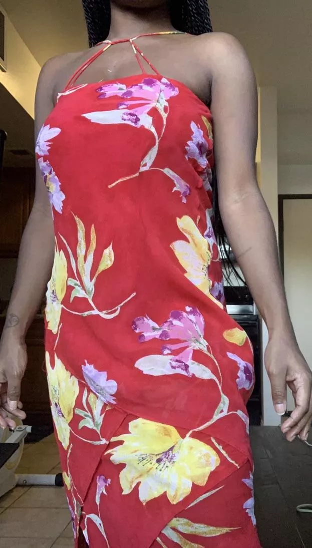 Spring is starting so Iâ€™m excited to wear brighter colors ðŸ¤—ðŸŒºðŸŒ¹ [F]