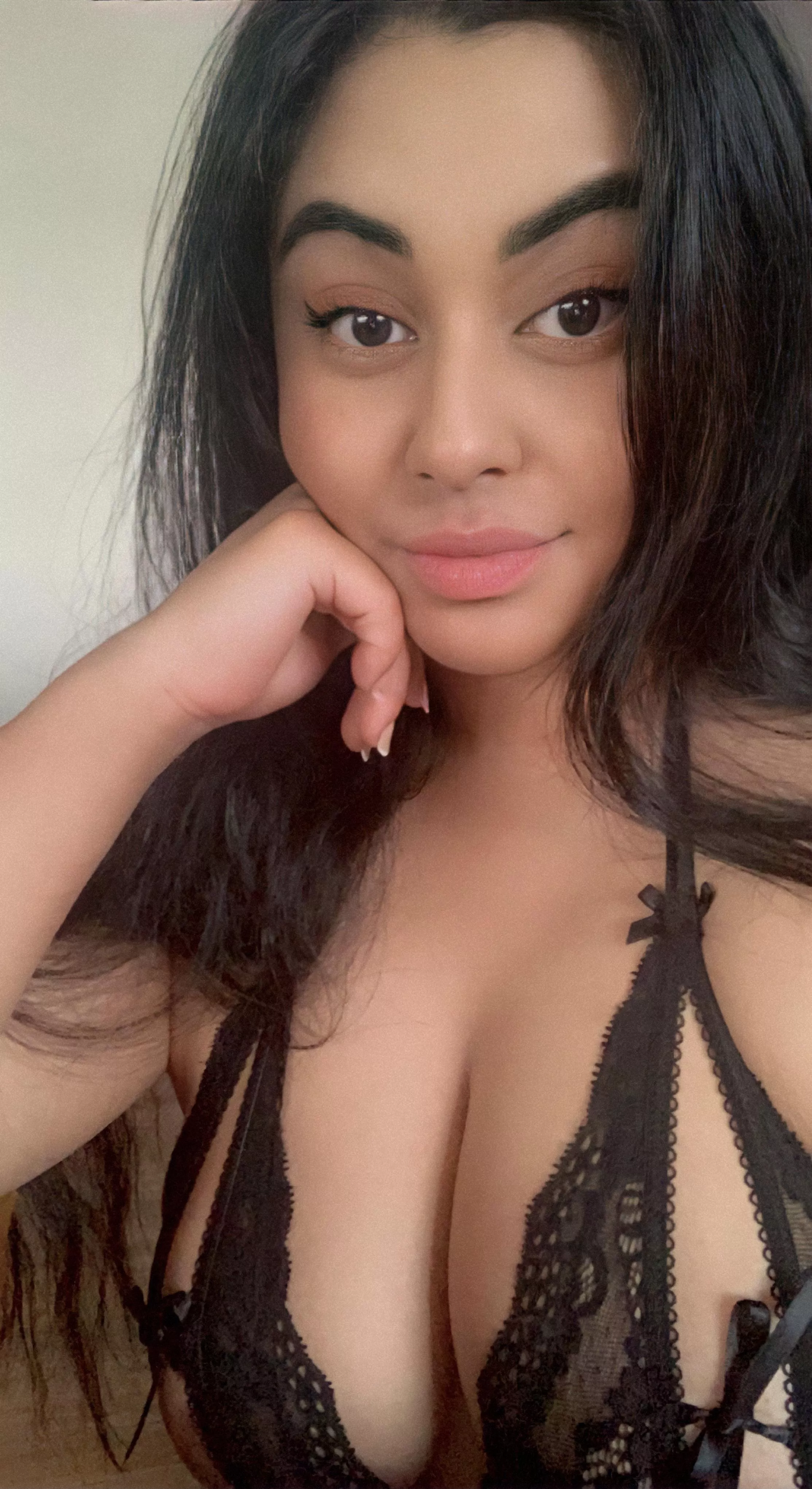 Sri Lankan x Chinese x Indonesian