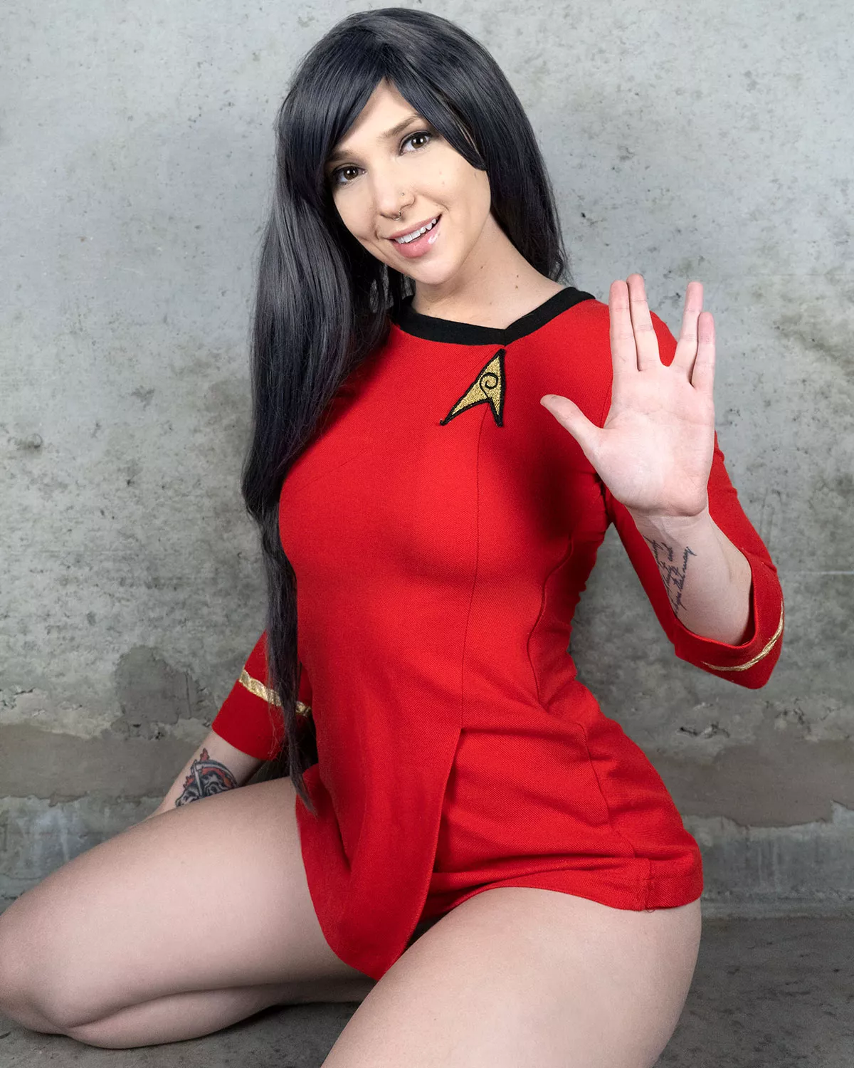 Starfleet crew woman by 2shycosplay